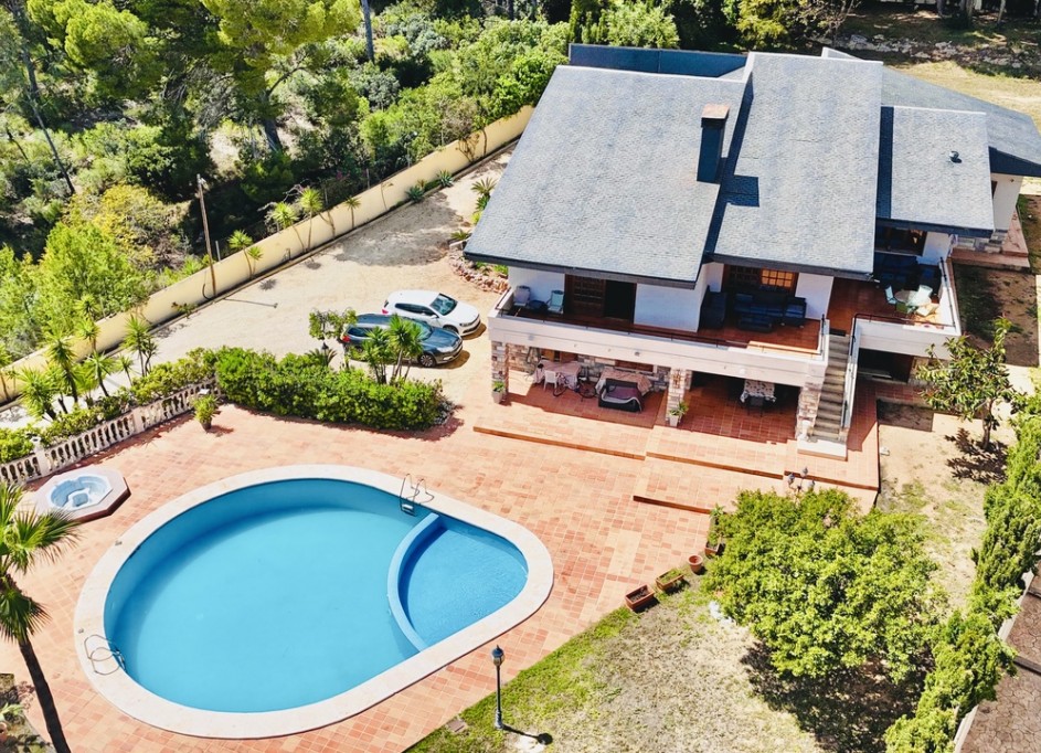 Sprzedaż - Willa wolnostojąca -
La Nucía