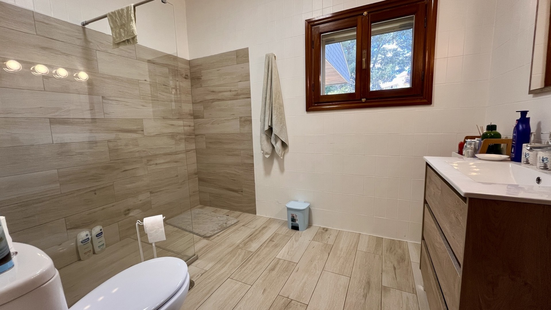 Sprzedaż - Willa wolnostojąca -
La Nucía