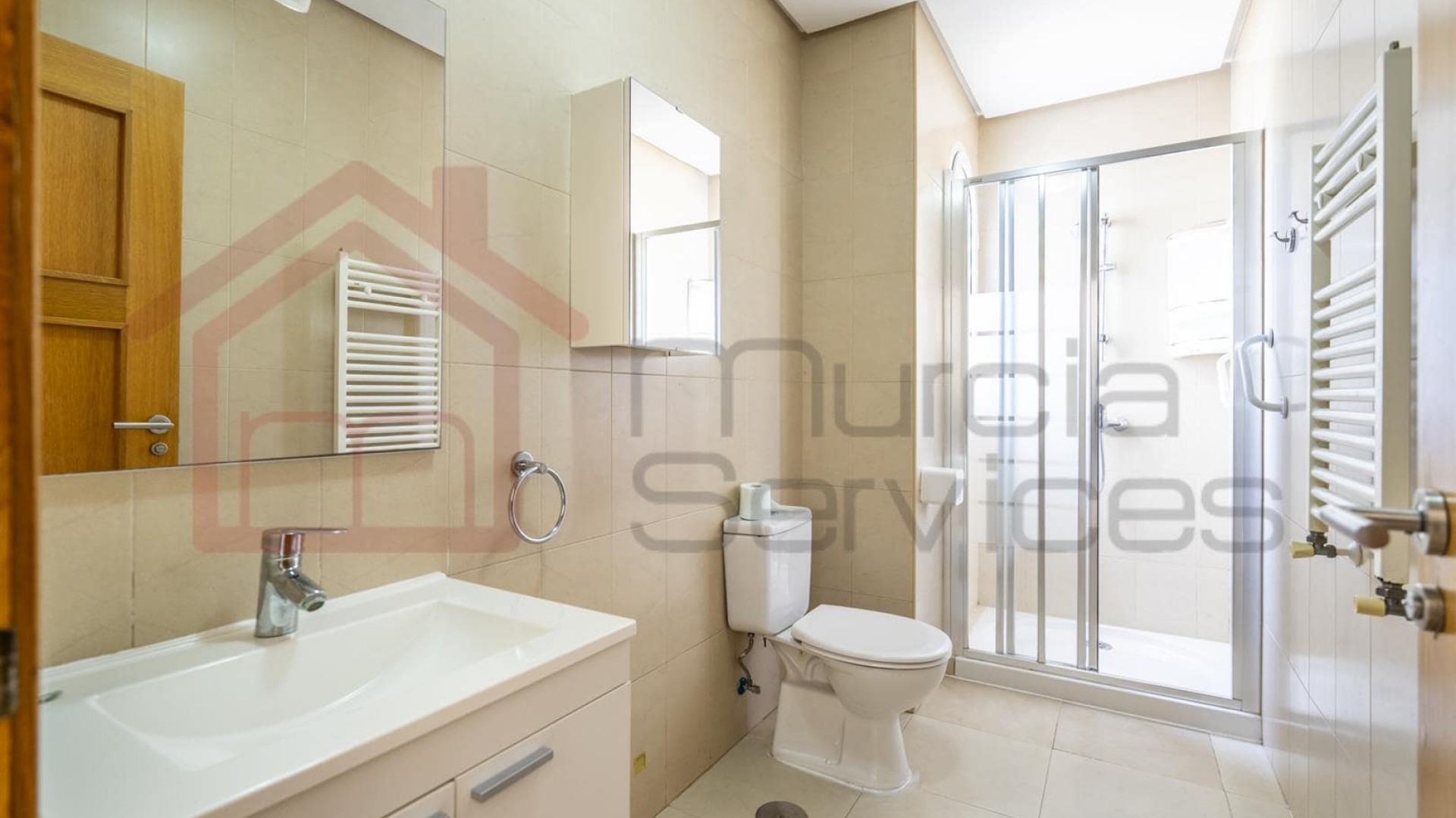 Sprzedaż - Willa wolnostojąca -
La Torre Golf Resort