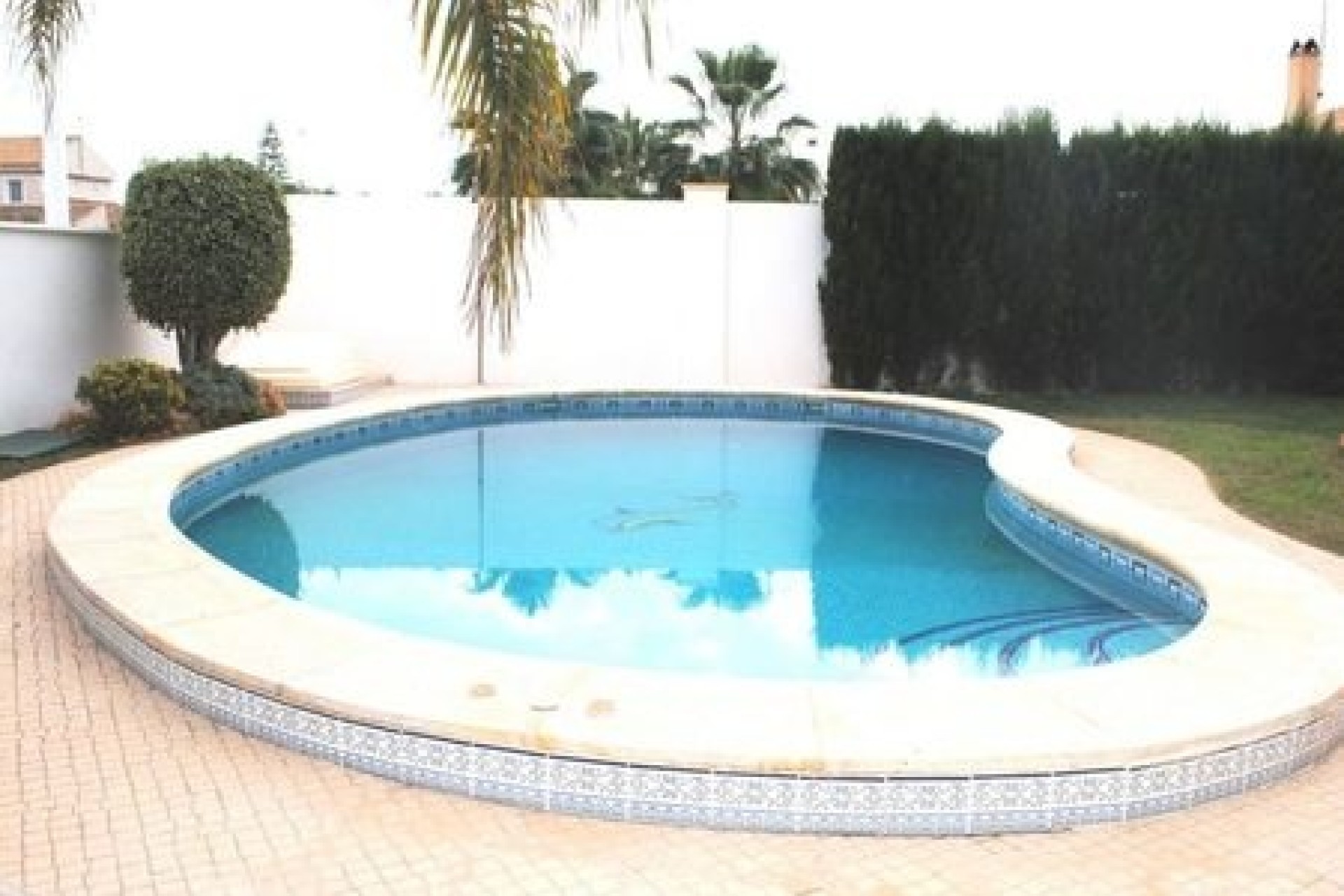 Sprzedaż - Willa wolnostojąca -
La Zenia - Costa Blanca