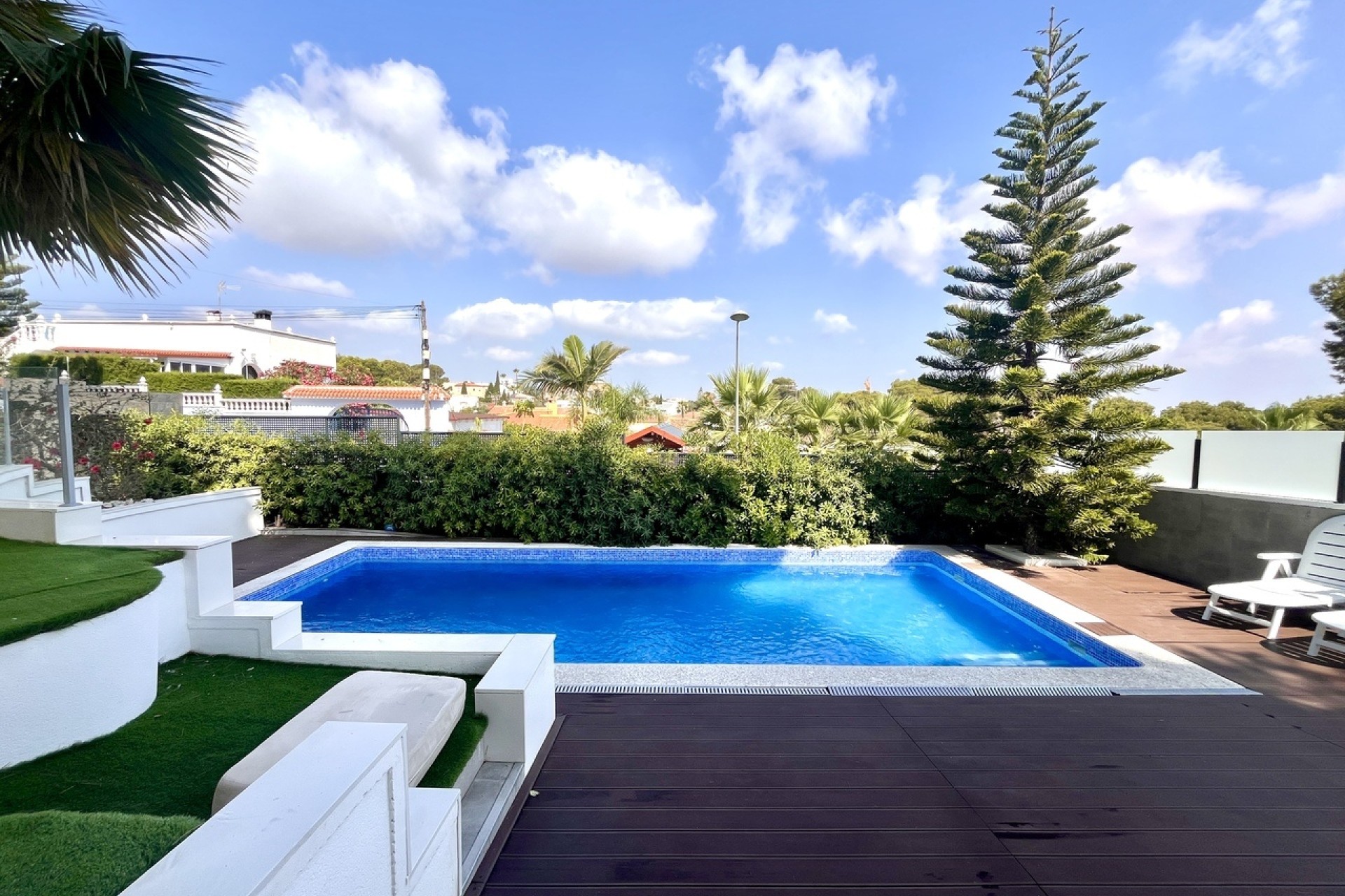 Sprzedaż - Willa wolnostojąca -
Los Balcones - Los Altos del Edén - Costa Blanca