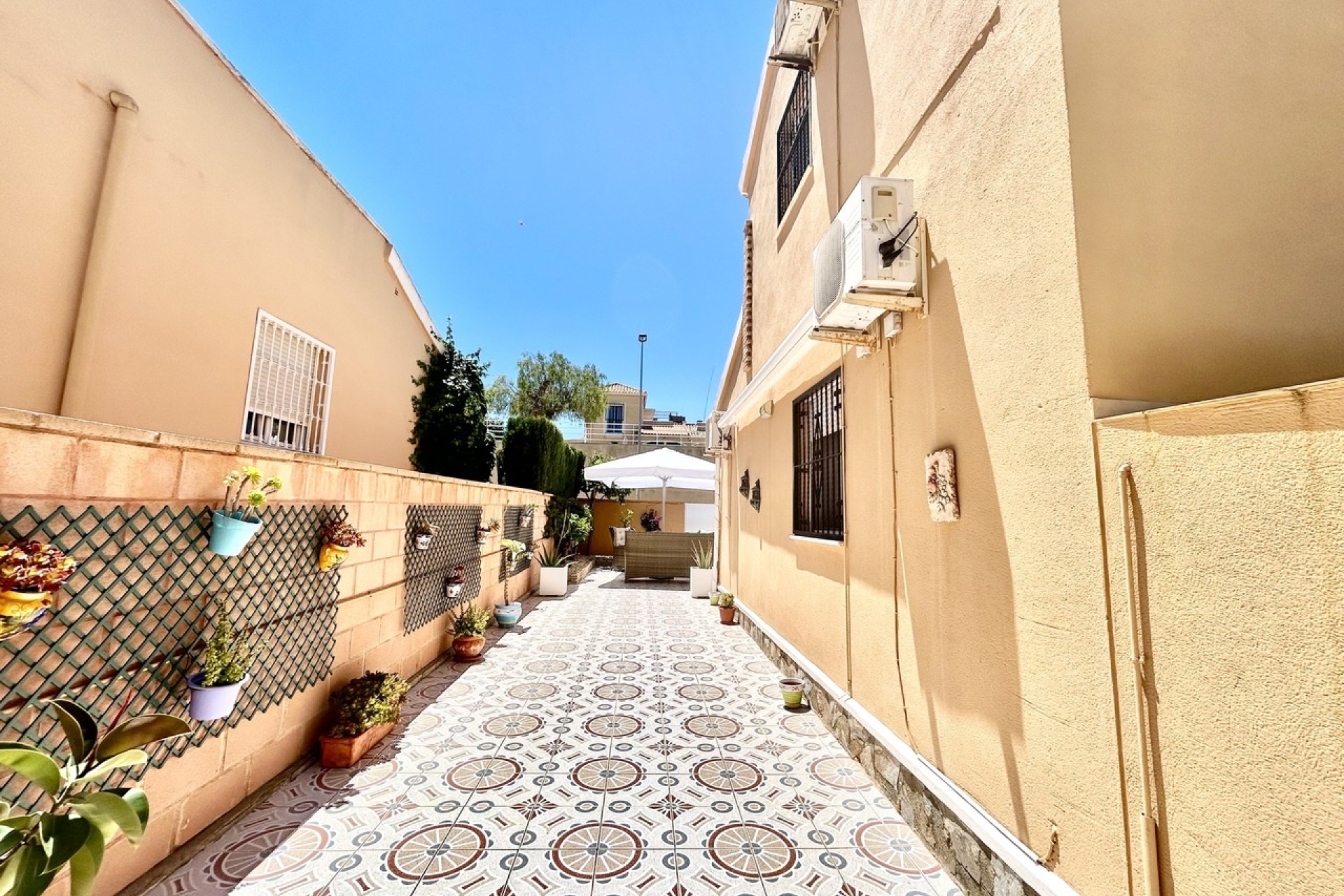Sprzedaż - Willa wolnostojąca -
Los Balcones - Los Altos del Edén - Costa Blanca