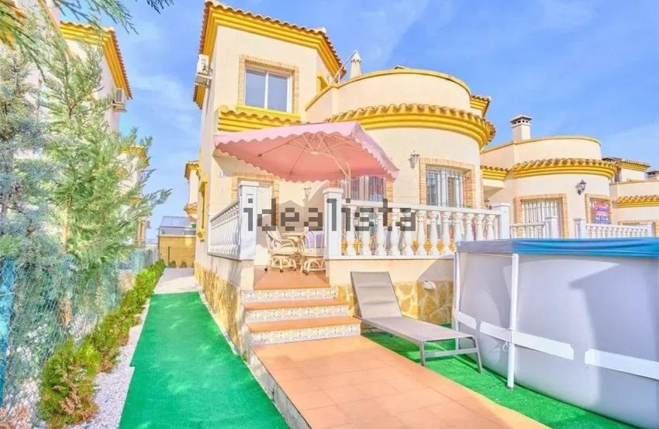 Sprzedaż - Willa wolnostojąca -
Los Montesinos - Costa Blanca Sur