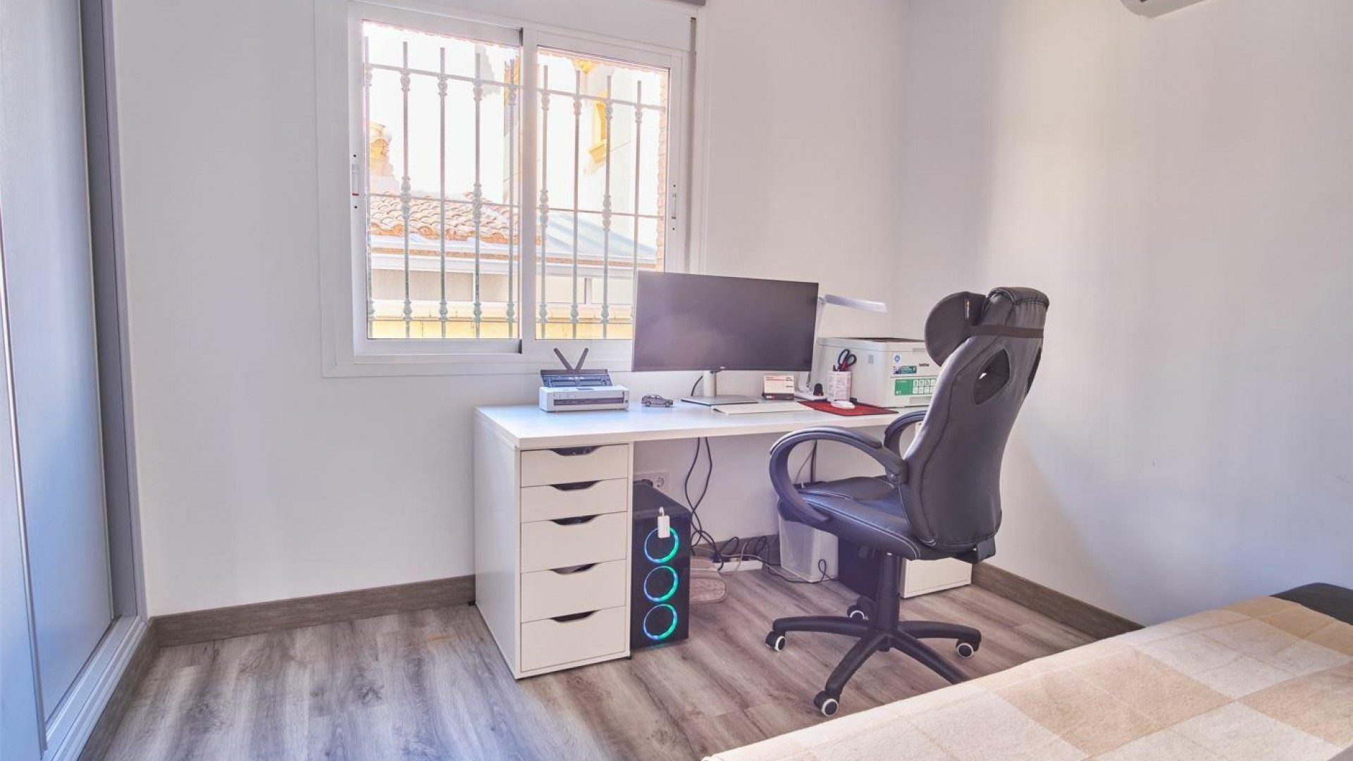 Sprzedaż - Willa wolnostojąca -
Los Montesinos - La Herada