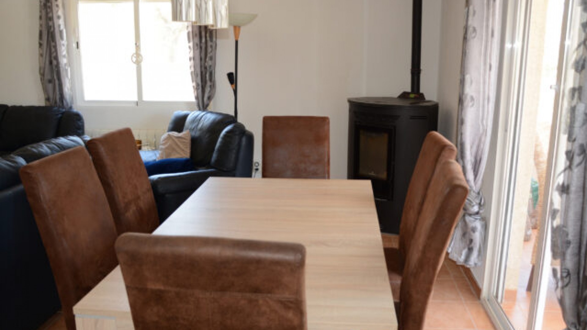 Sprzedaż - Willa wolnostojąca -
Macisvenda