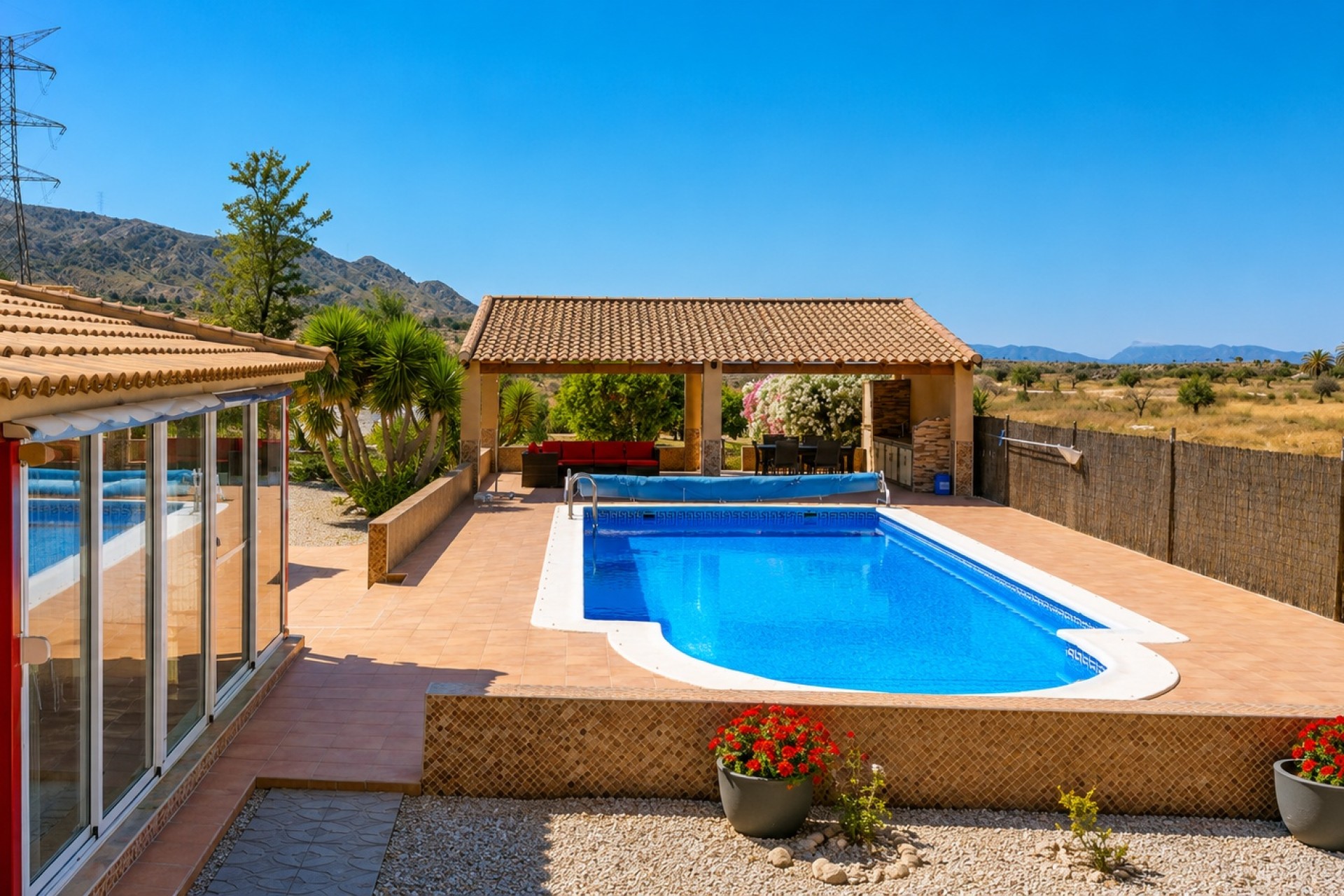 Sprzedaż - Willa wolnostojąca -
Macisvenda