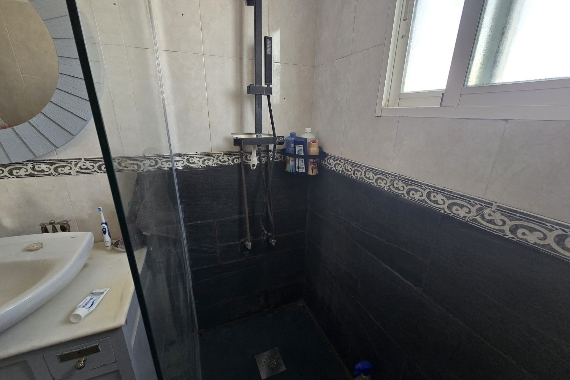 Sprzedaż - Willa wolnostojąca -
Monóvar