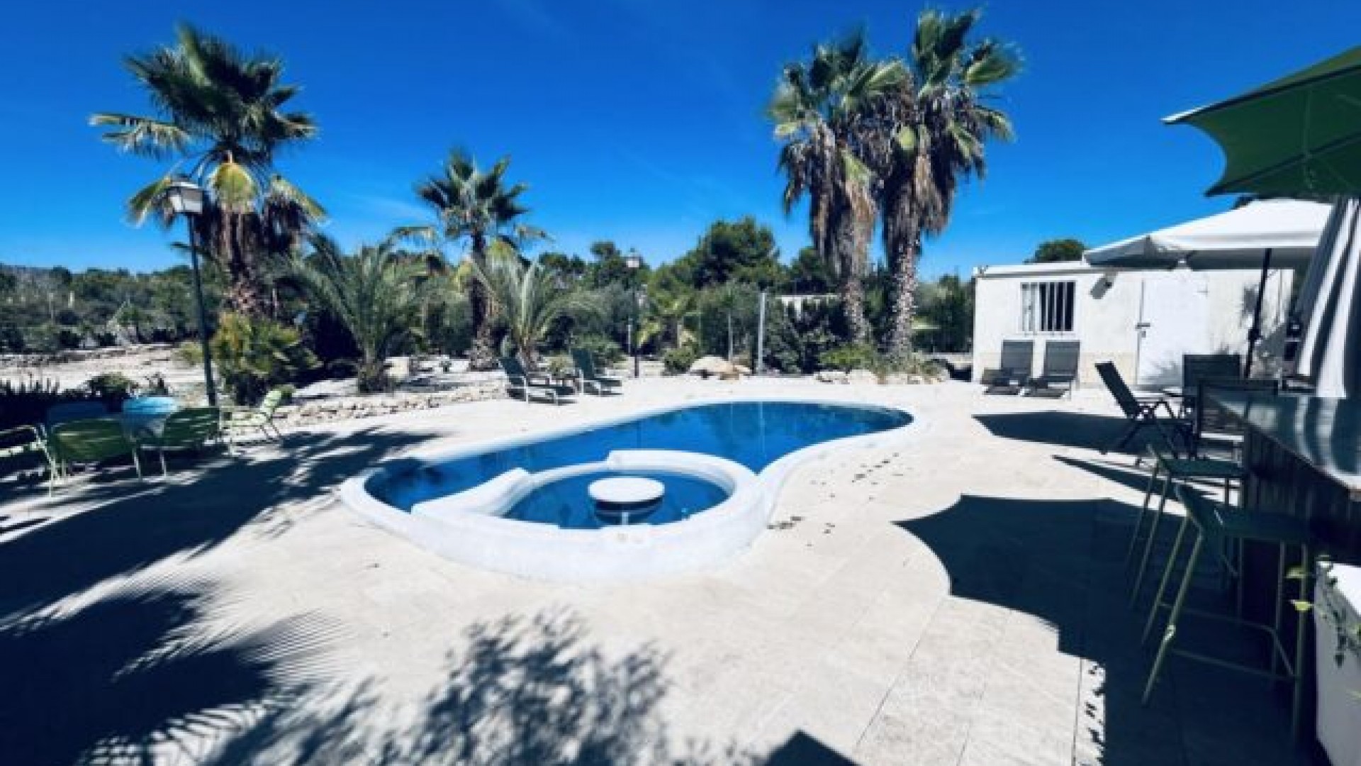 Sprzedaż - Willa wolnostojąca -
Monóvar