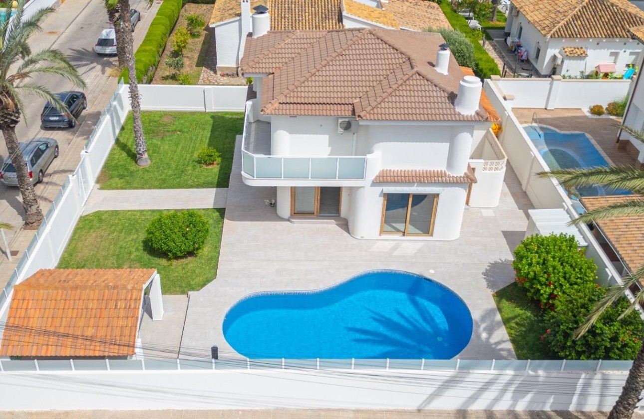 Sprzedaż - Willa wolnostojąca -
Orihuela Costa - Cabo Roig