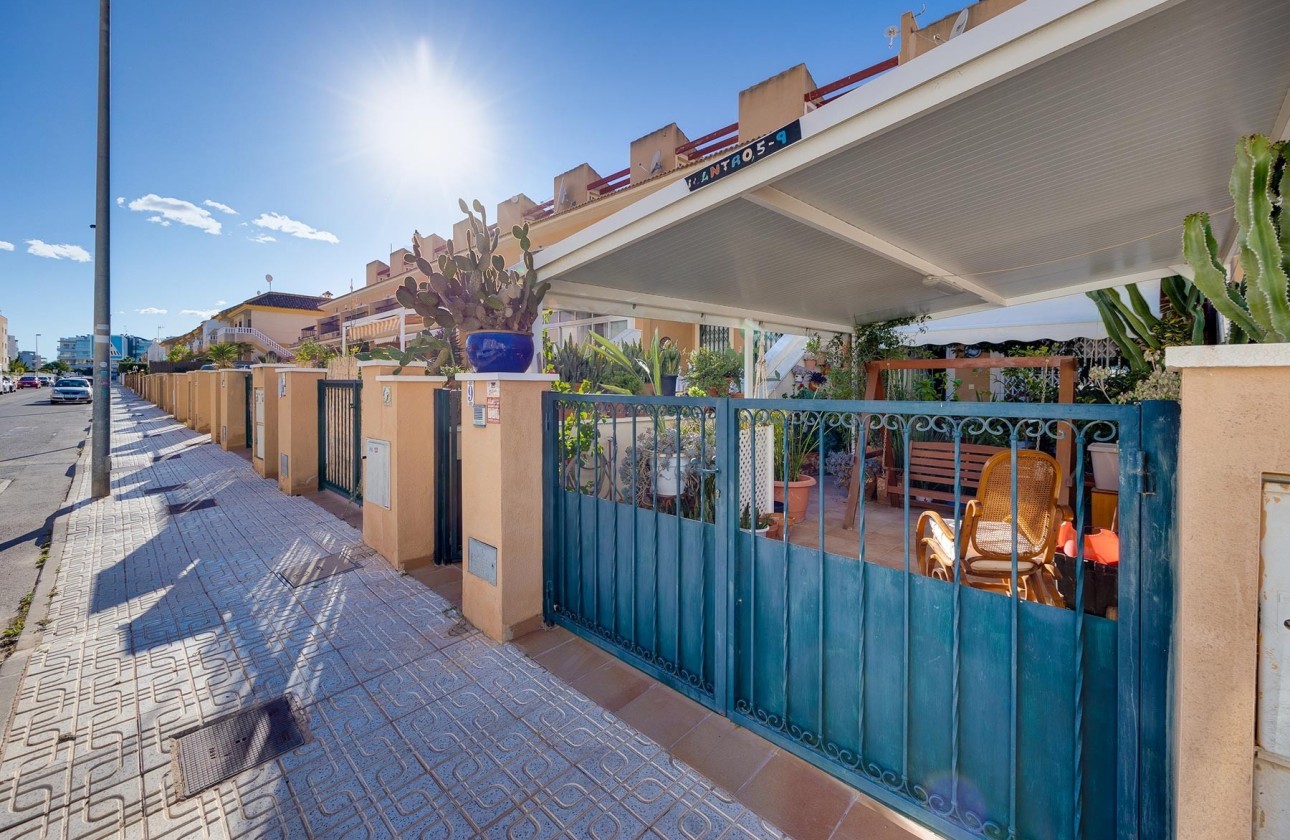 Sprzedaż - Willa wolnostojąca -
Orihuela Costa - Costa Blanca