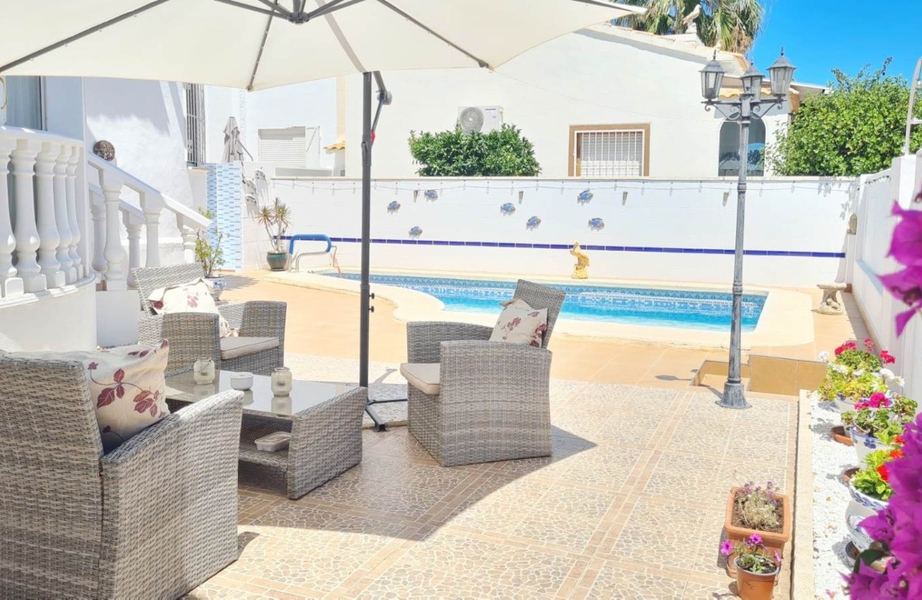 Sprzedaż - Willa wolnostojąca -
Orihuela Costa - Costa Blanca