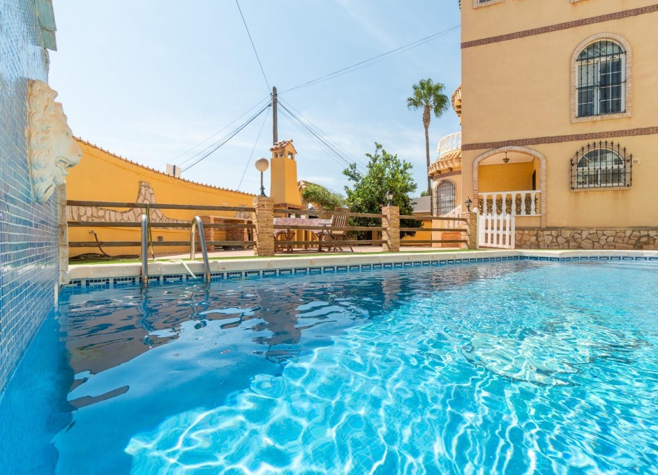 Sprzedaż - Willa wolnostojąca -
Orihuela Costa - La Florida