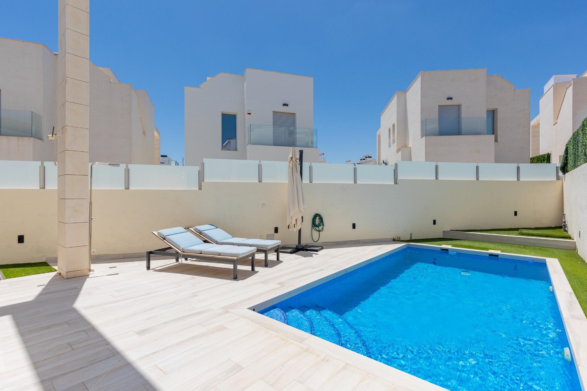 Sprzedaż - Willa wolnostojąca -
Orihuela Costa - Lomas de Cabo Roig