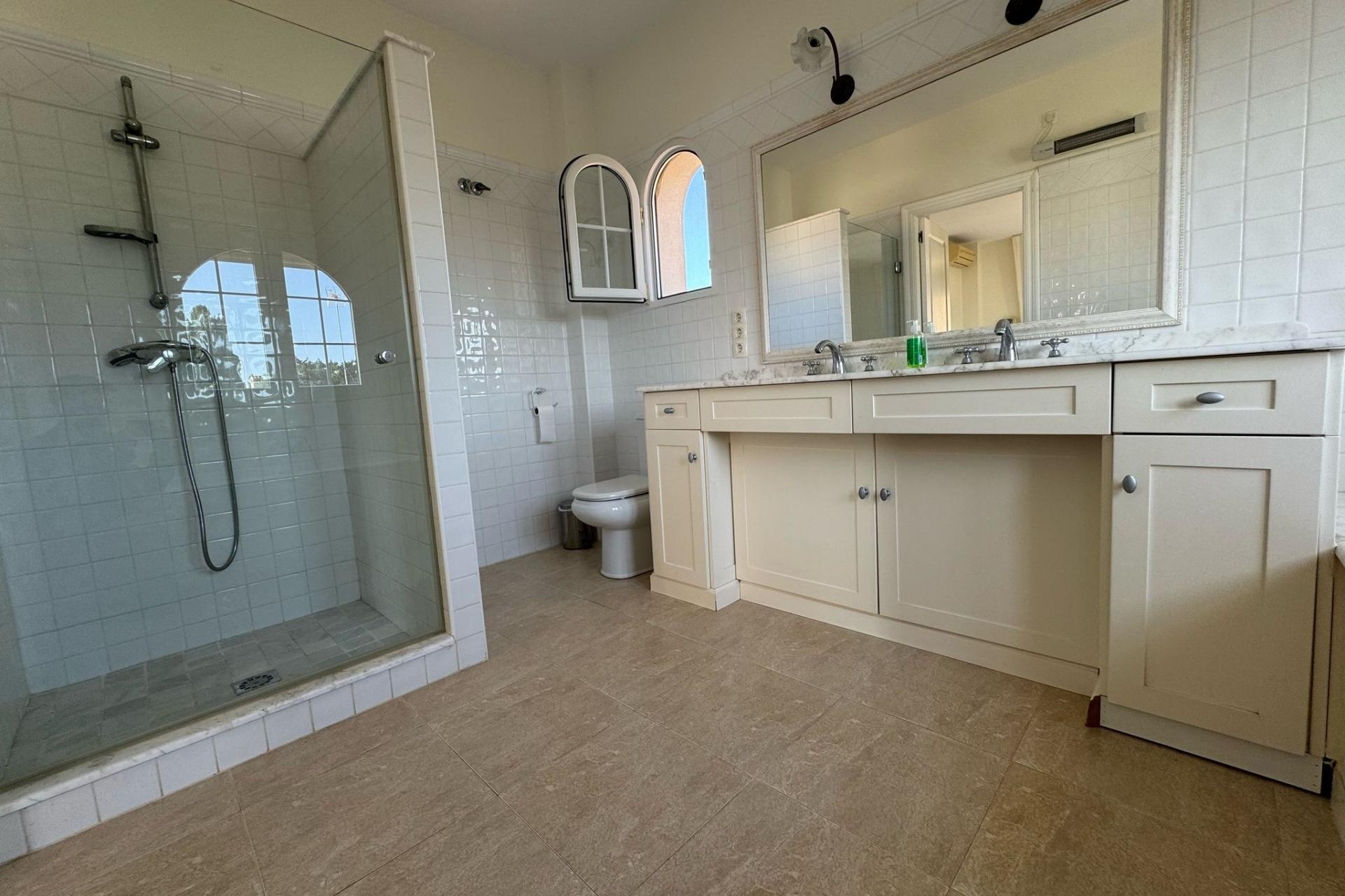 Sprzedaż - Willa wolnostojąca -
Orihuela Costa - Playa Flamenca