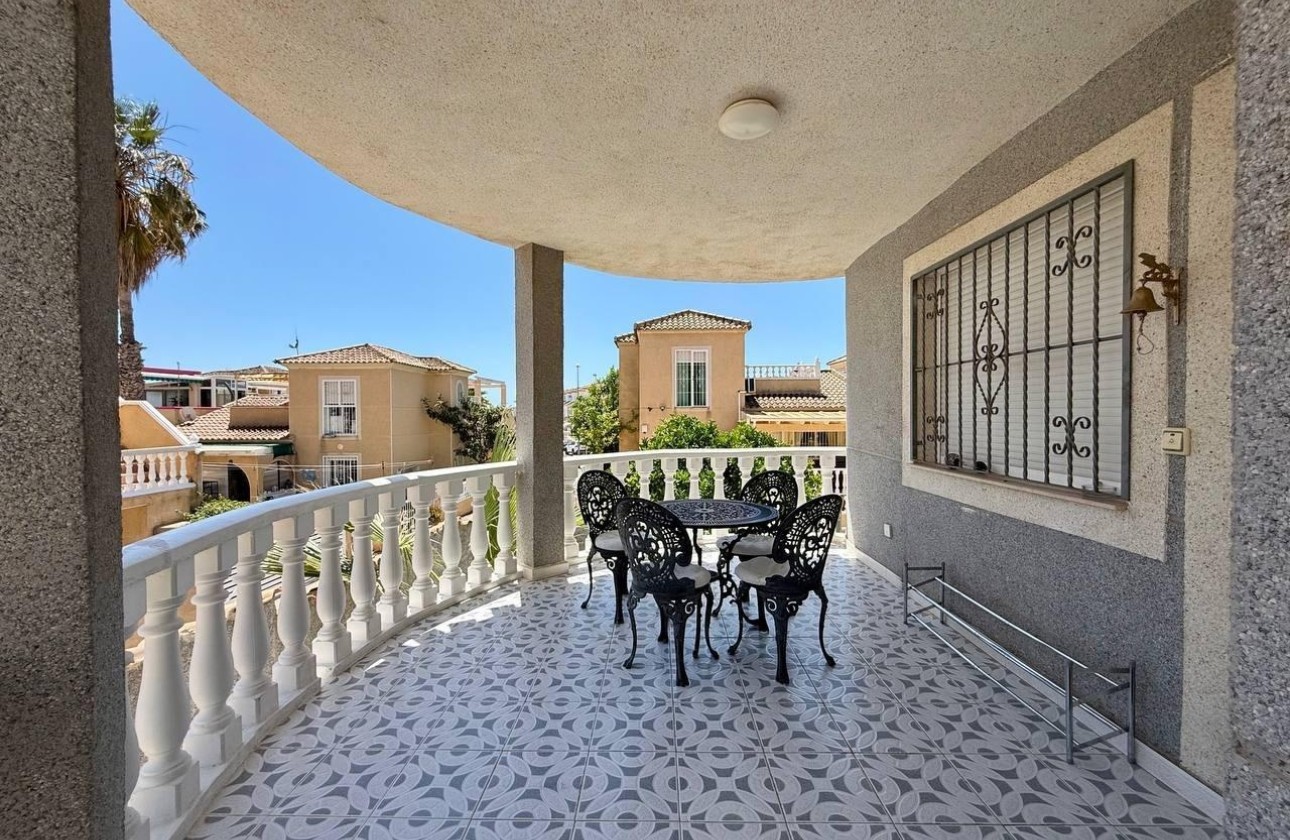 Sprzedaż - Willa wolnostojąca -
Orihuela Costa - Playa Flamenca