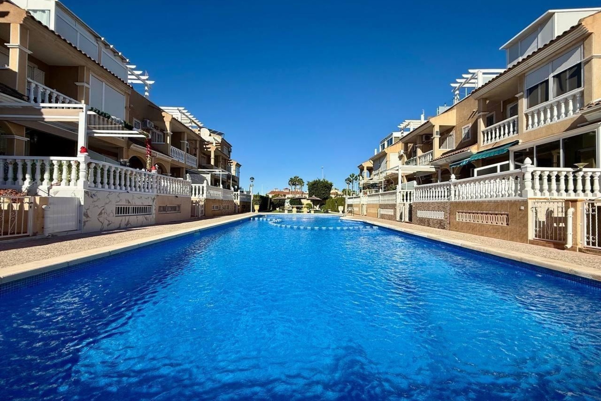 Sprzedaż - Willa wolnostojąca -
Orihuela Costa - Playa Flamenca
