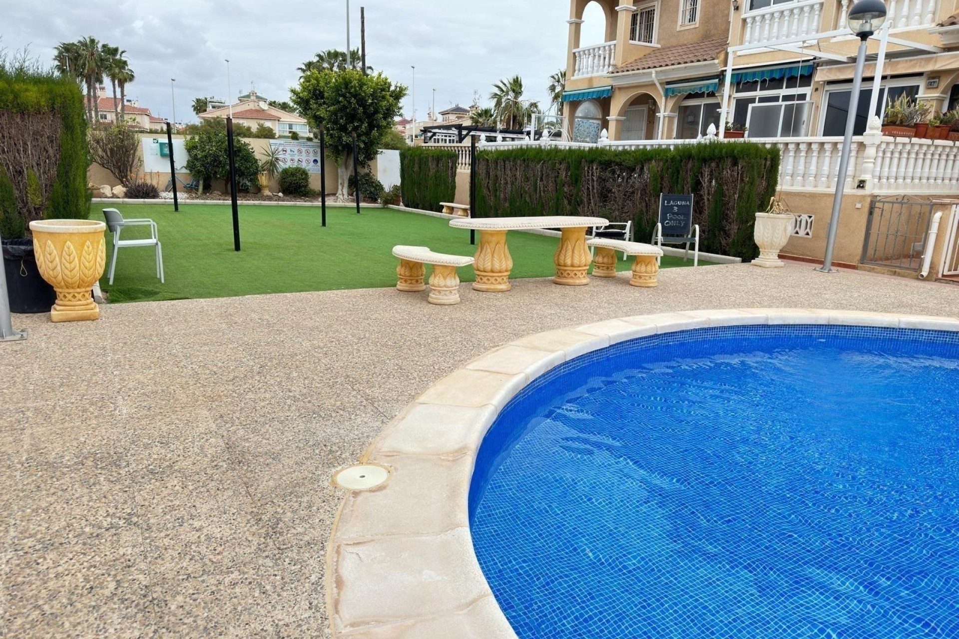 Sprzedaż - Willa wolnostojąca -
Orihuela Costa - Playa Flamenca