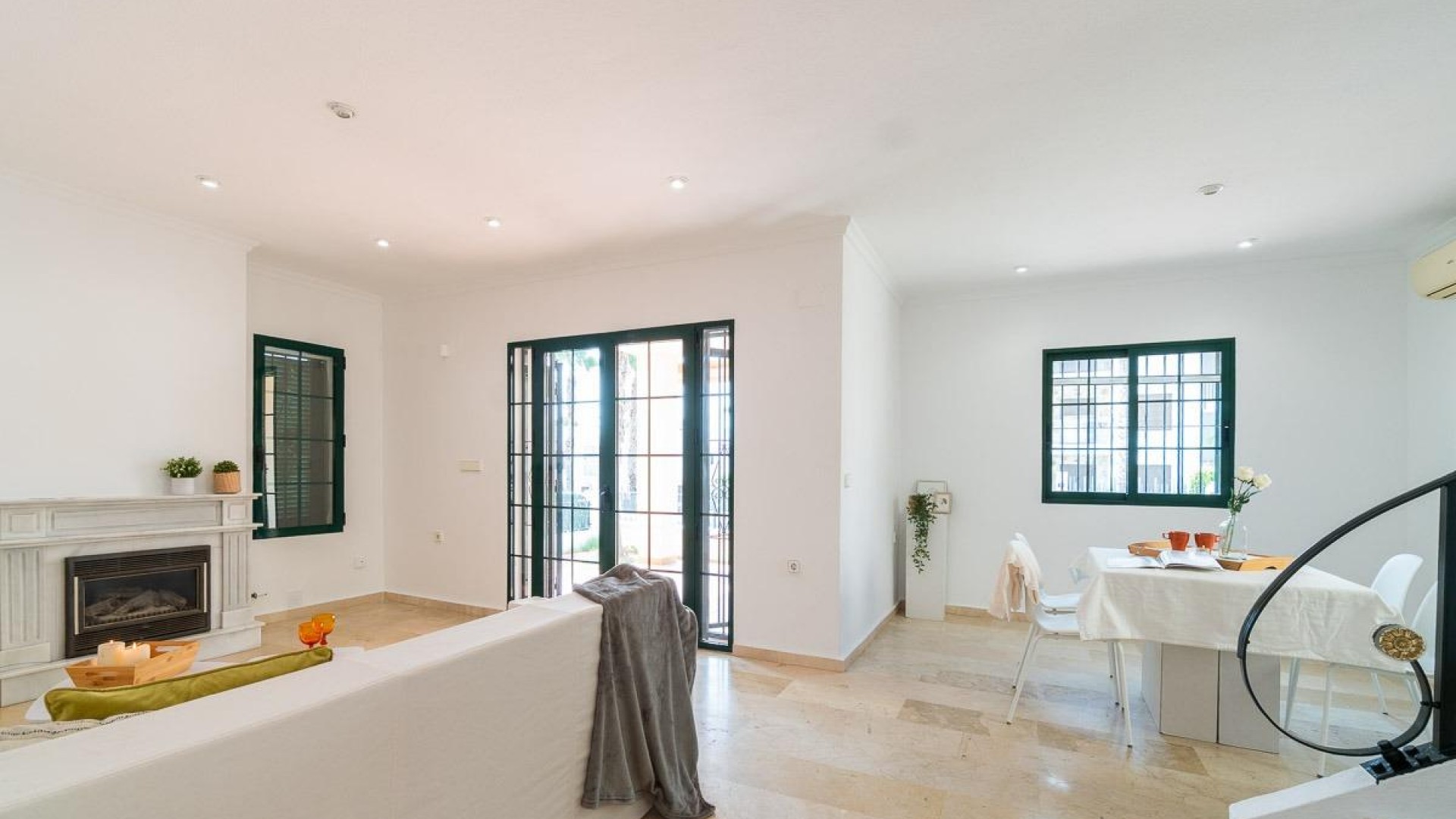 Sprzedaż - Willa wolnostojąca -
Orihuela Costa - Villamartín-Las Filipinas