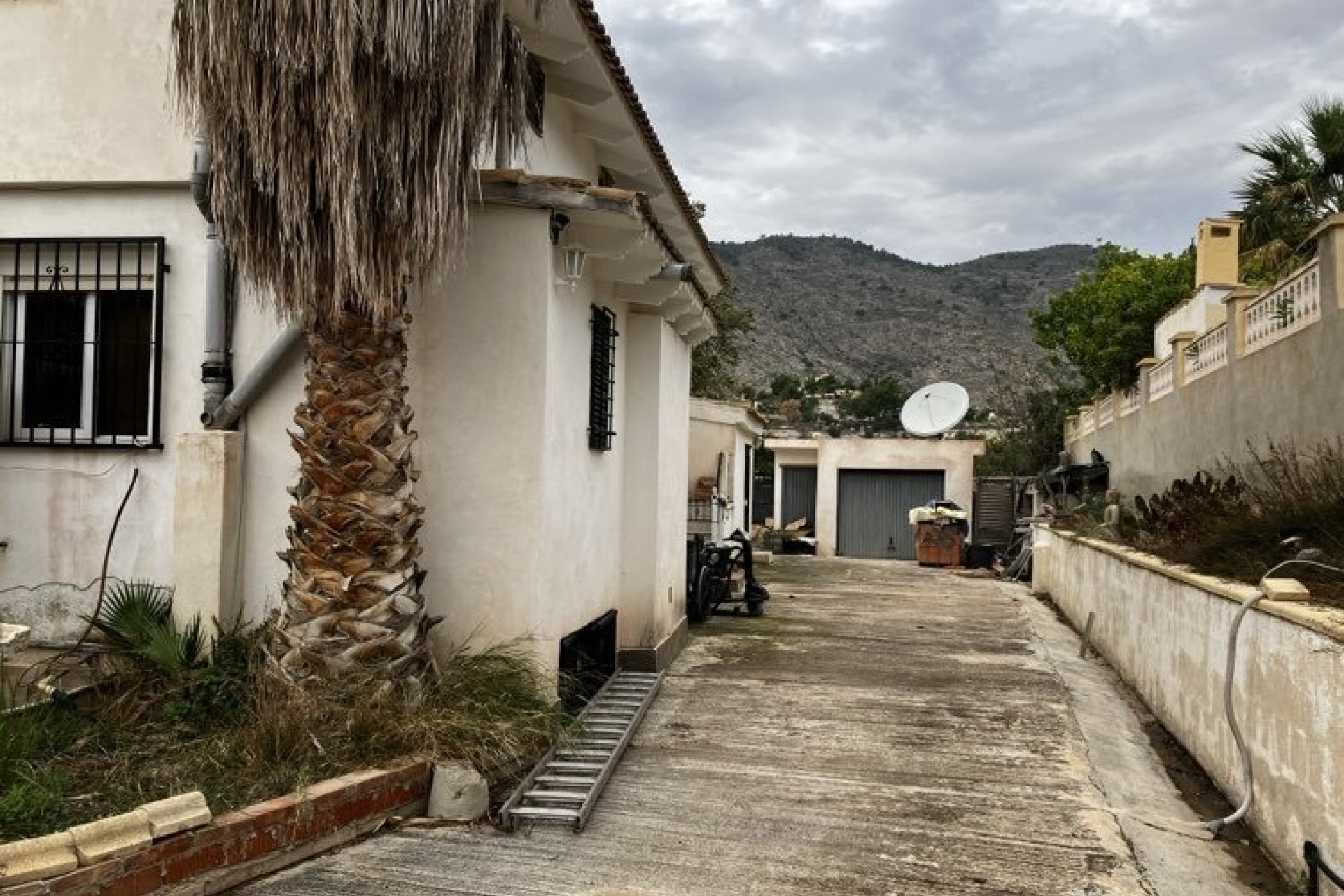 Sprzedaż - Willa wolnostojąca -
Orxeta - Costa Blanca