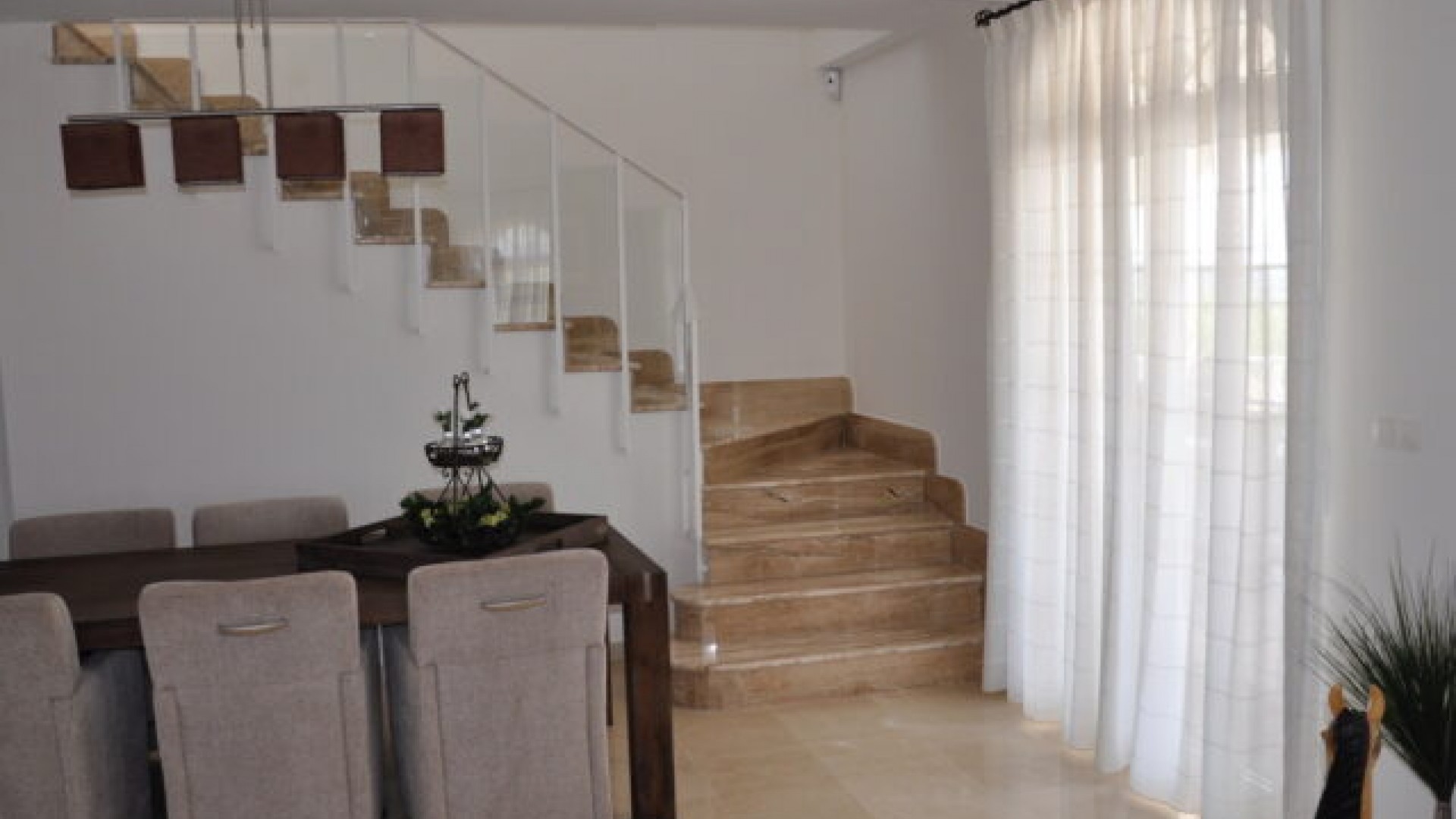 Sprzedaż - Willa wolnostojąca -
Pinoso