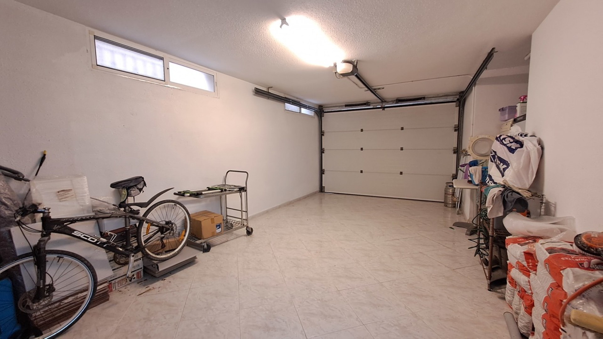 Sprzedaż - Willa wolnostojąca -
Punta Prima