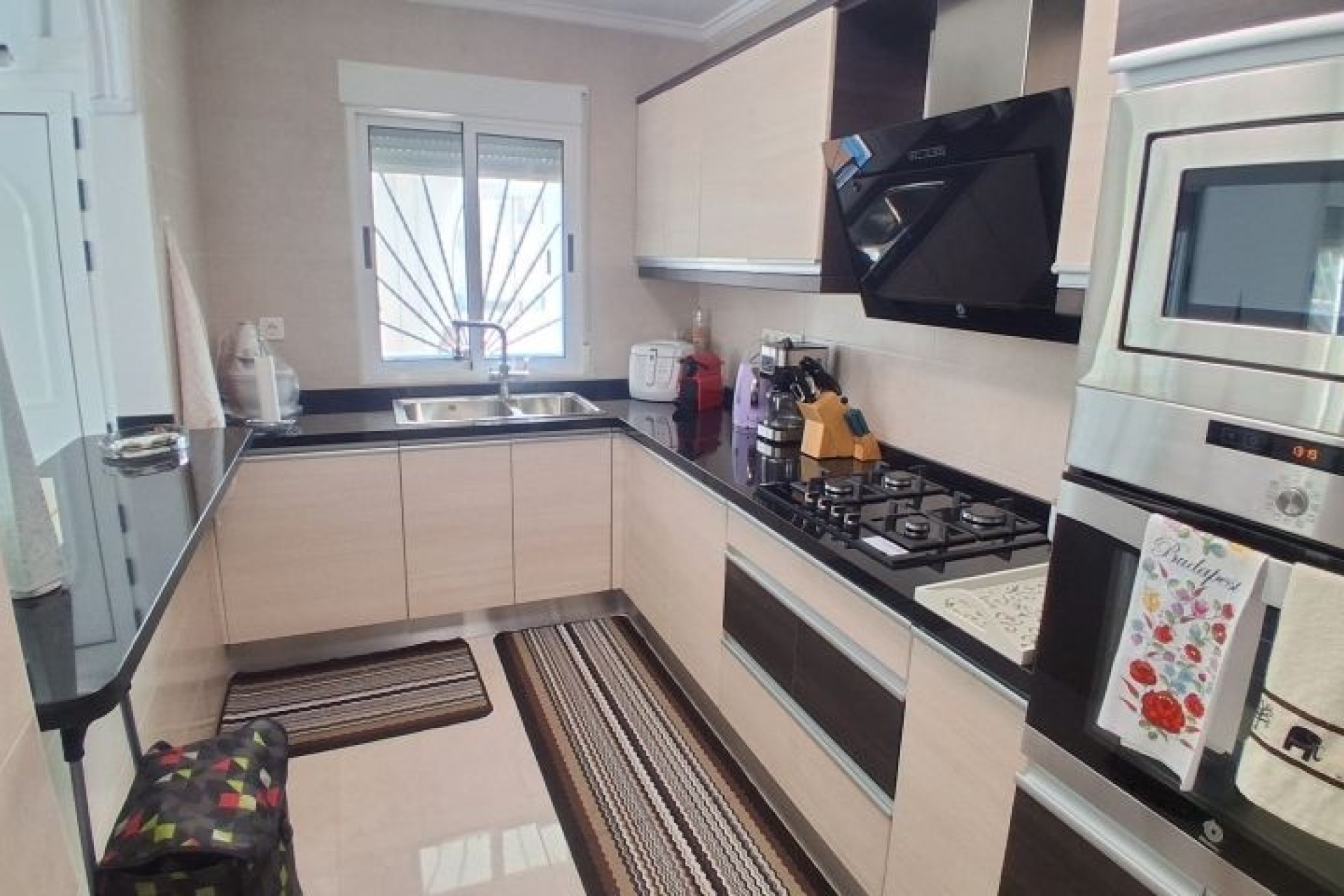 Sprzedaż - Willa wolnostojąca -
Rojales