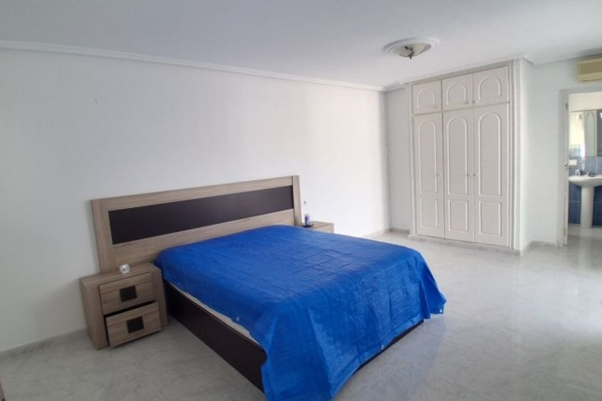 Sprzedaż - Willa wolnostojąca -
Rojales