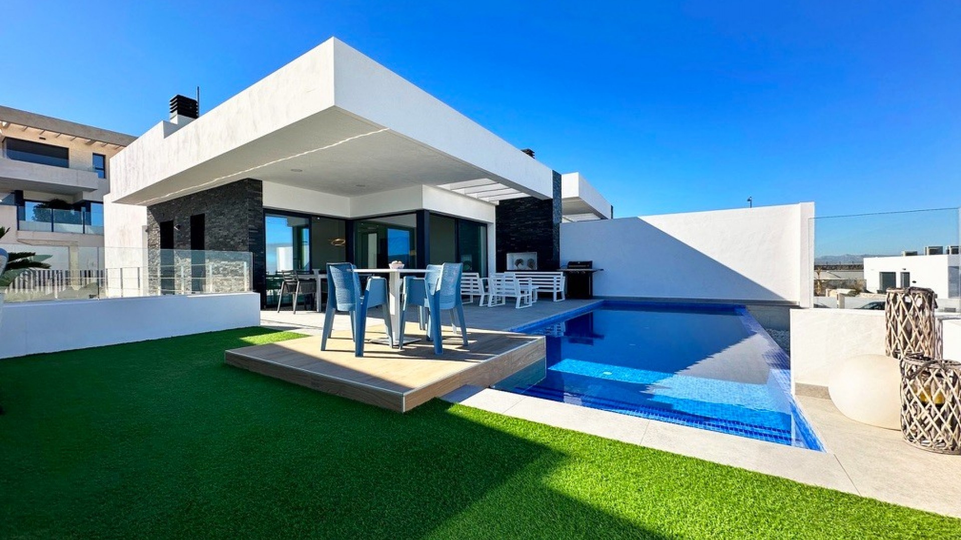 Sprzedaż - Willa wolnostojąca -
Rojales