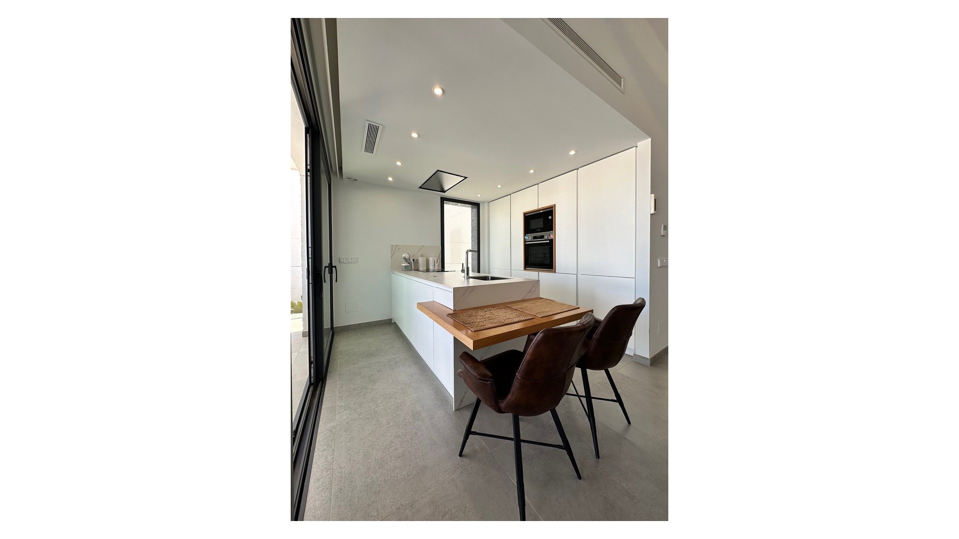 Sprzedaż - Willa wolnostojąca -
Rojales