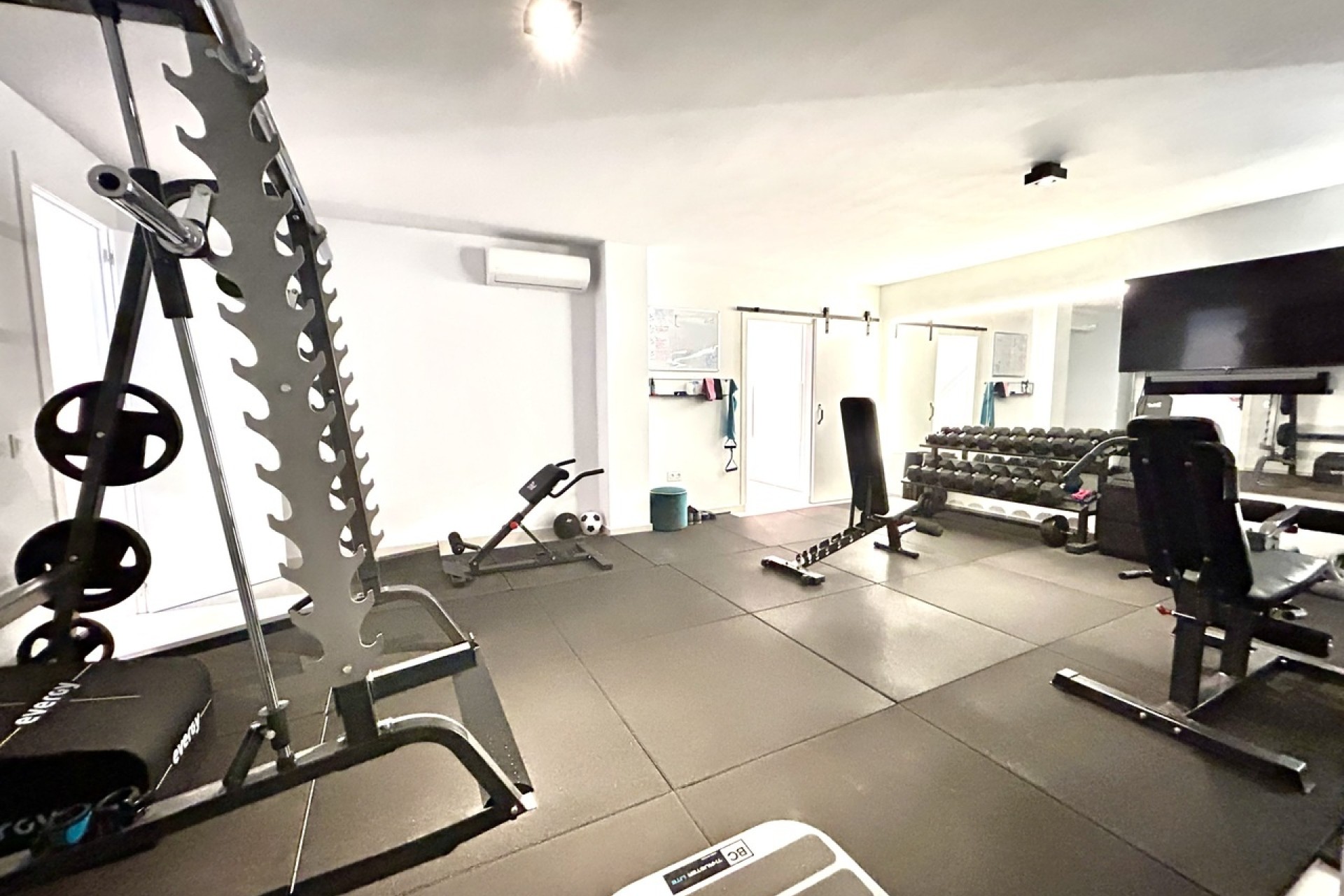 Sprzedaż - Willa wolnostojąca -
San Miguel de Salinas - Inland