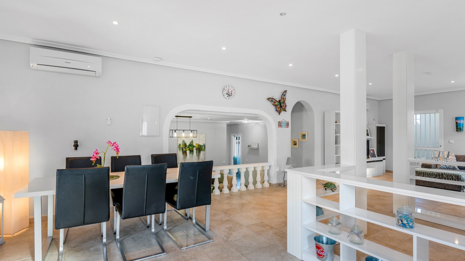 Sprzedaż - Willa wolnostojąca -
San Miguel de Salinas