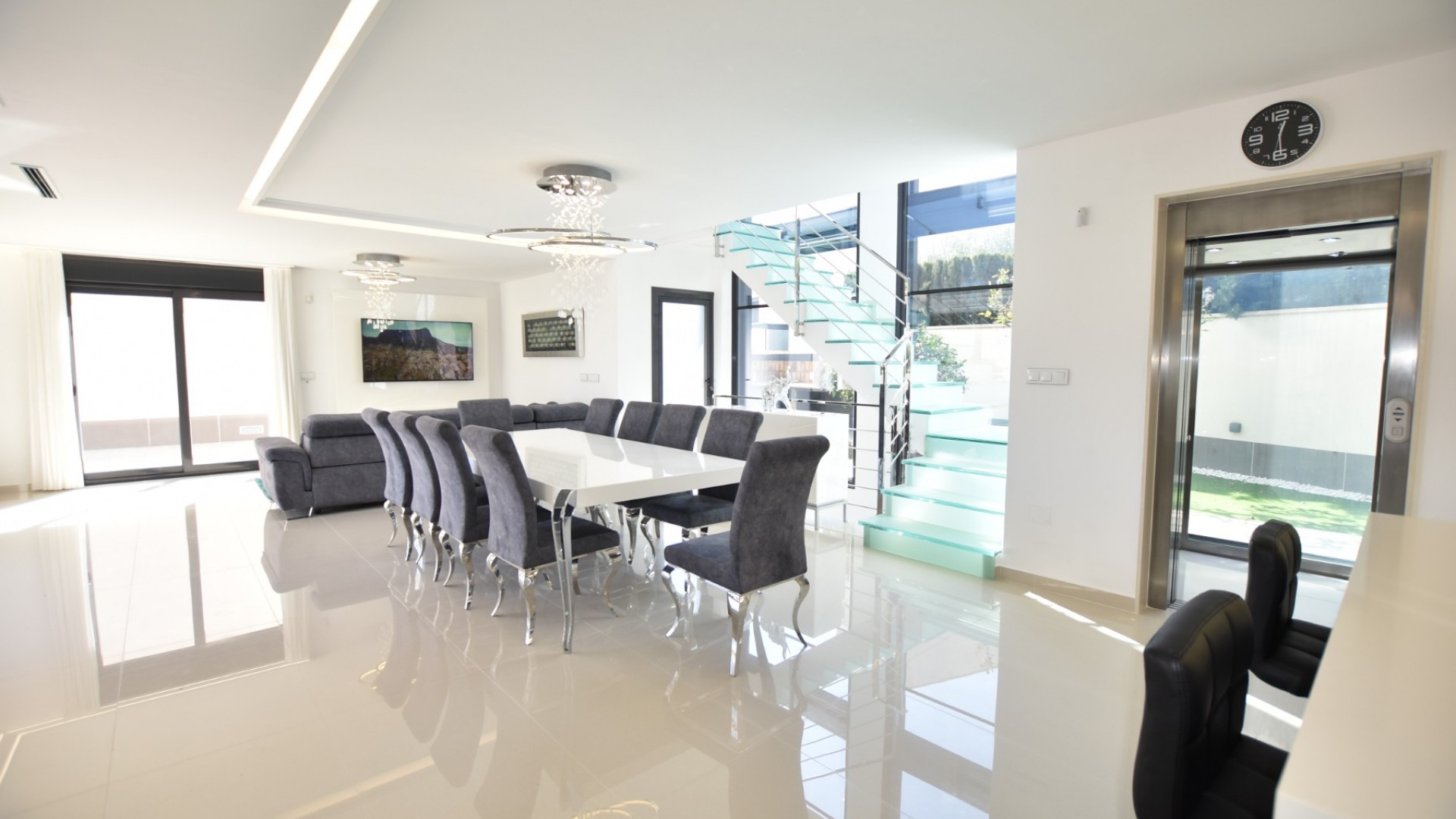 Sprzedaż - Willa wolnostojąca -
San Miguel de Salinas