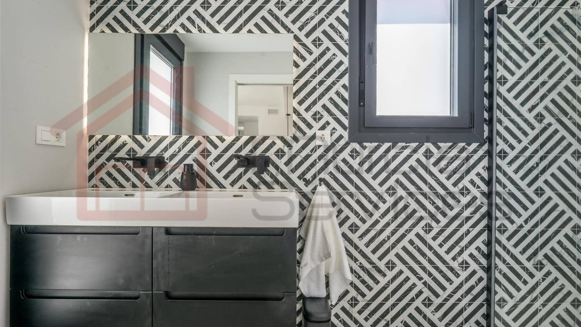 Sprzedaż - Willa wolnostojąca -
Santa Rosalia