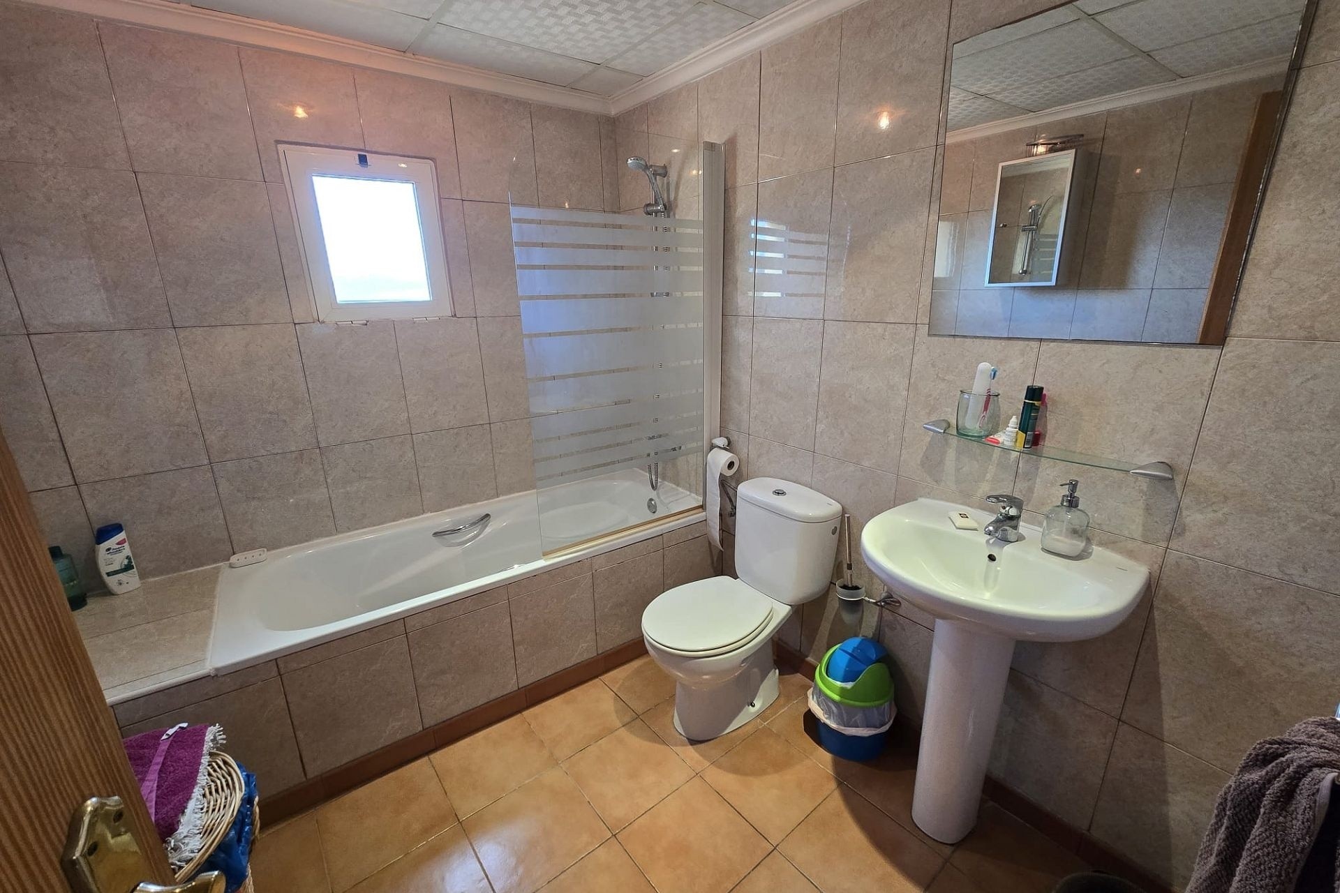 Sprzedaż - Willa wolnostojąca -
SAX