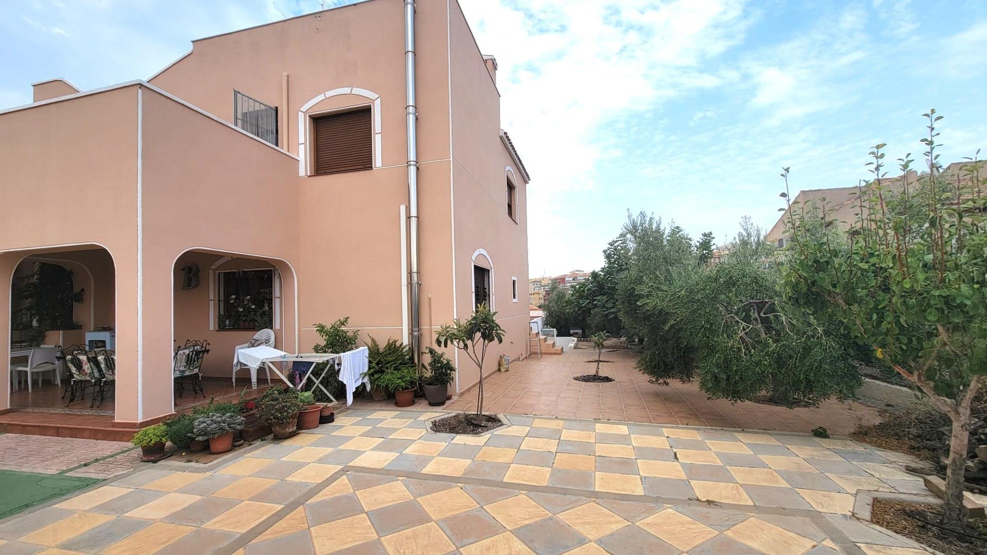 Sprzedaż - Willa wolnostojąca -
Torrevieja - Aguas Nuevas