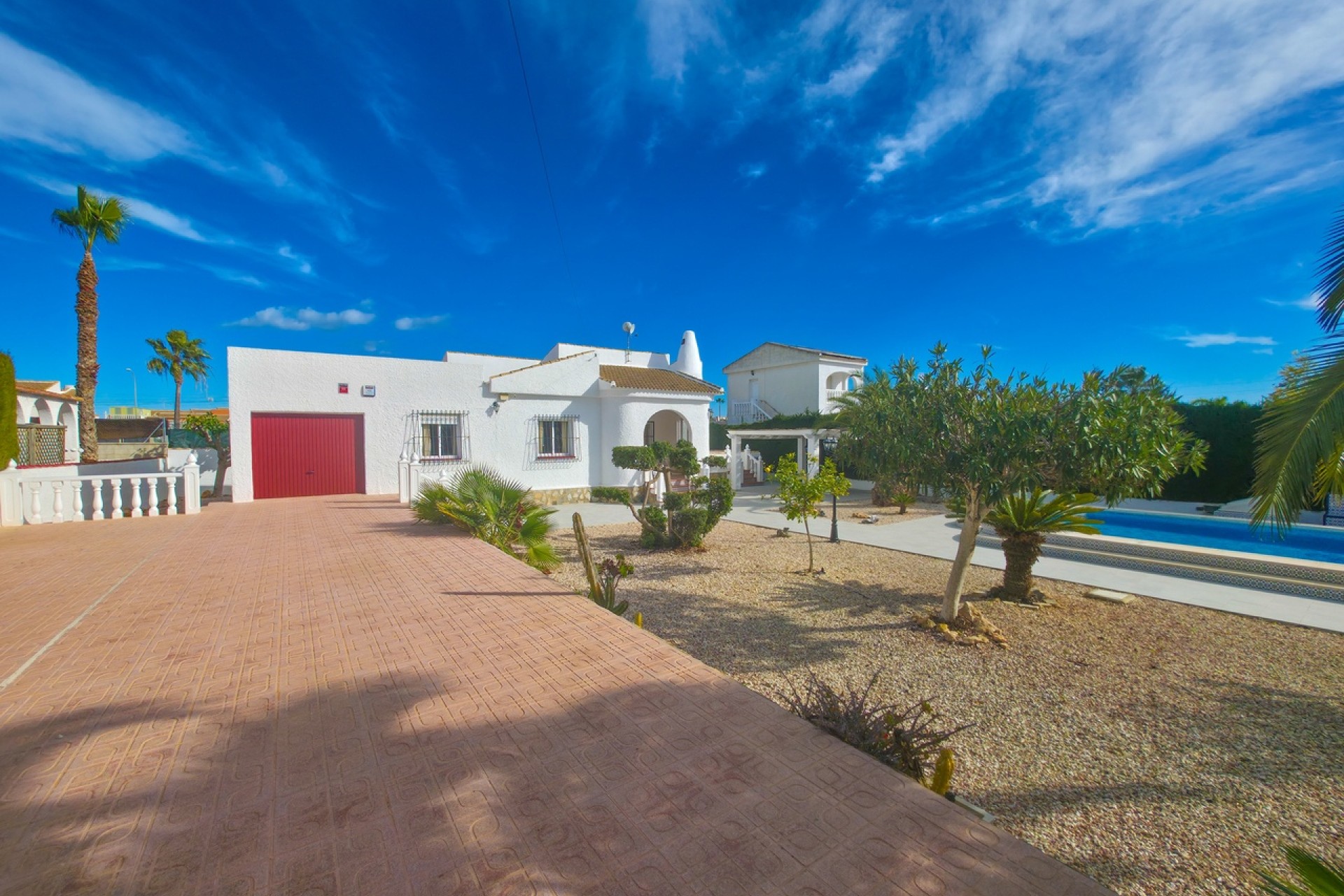 Sprzedaż - Willa wolnostojąca -
Torrevieja - Costa Blanca