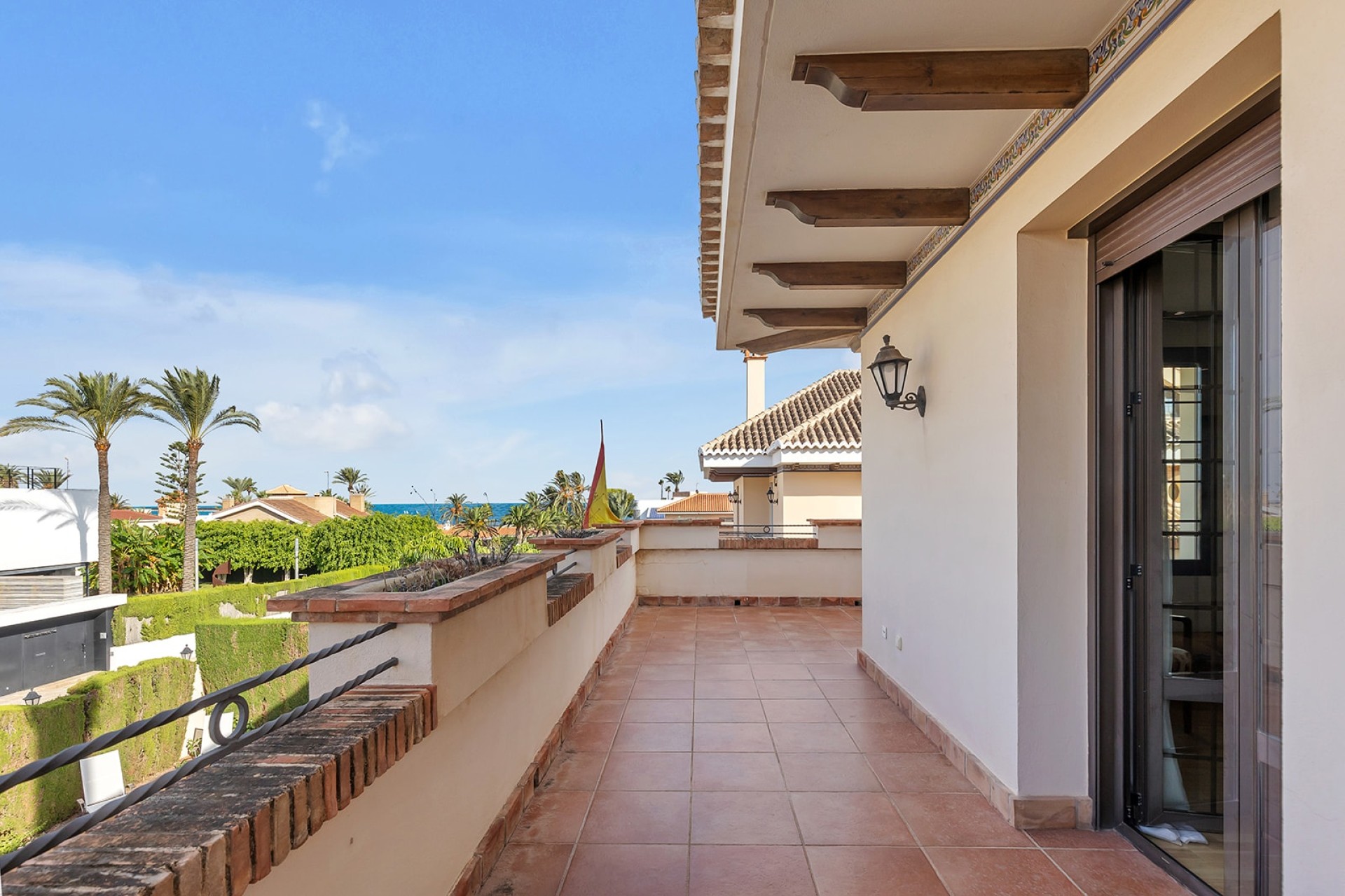 Sprzedaż - Willa wolnostojąca -
Torrevieja - Costa Blanca