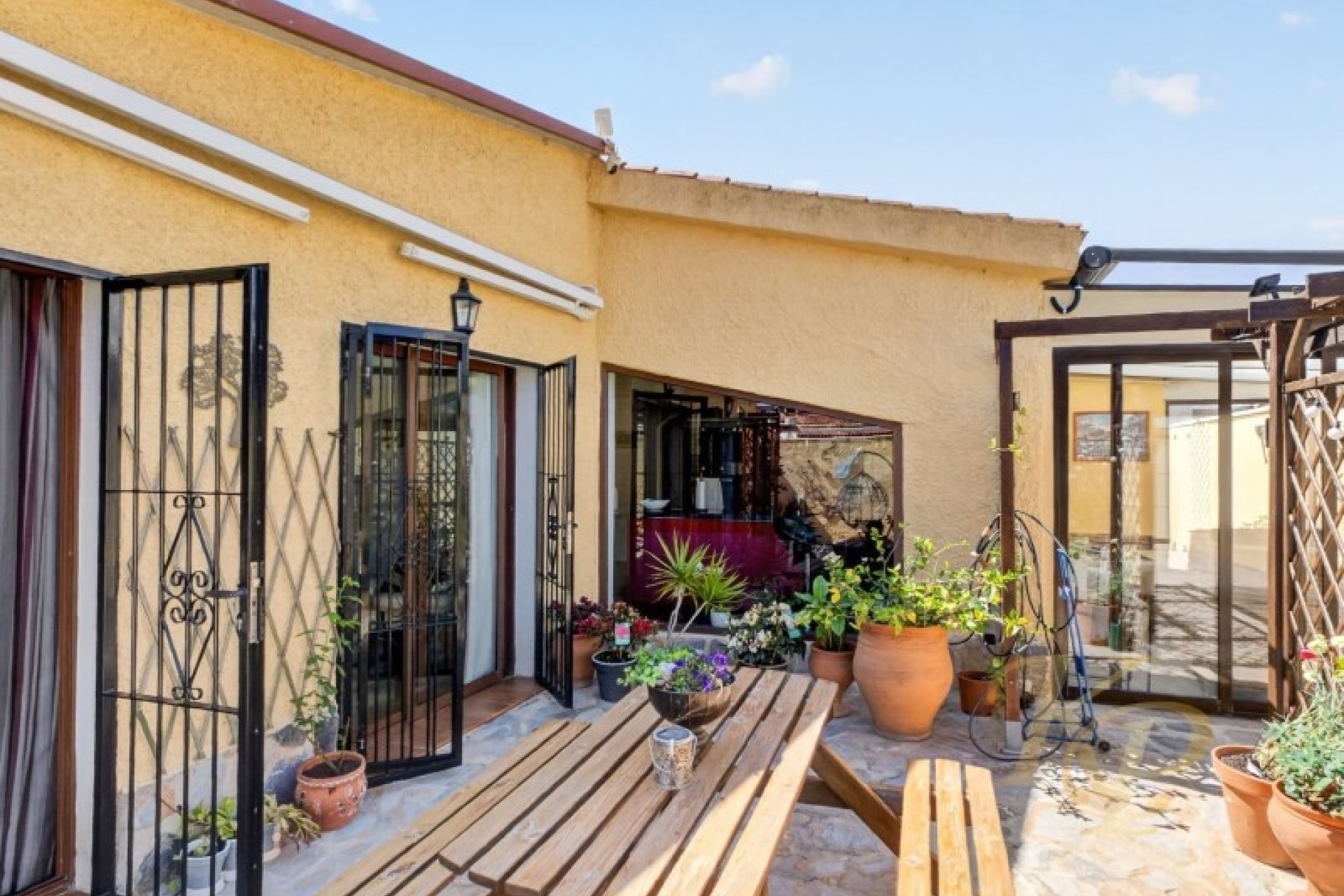 Sprzedaż - Willa wolnostojąca -
Torrevieja - Costa Blanca