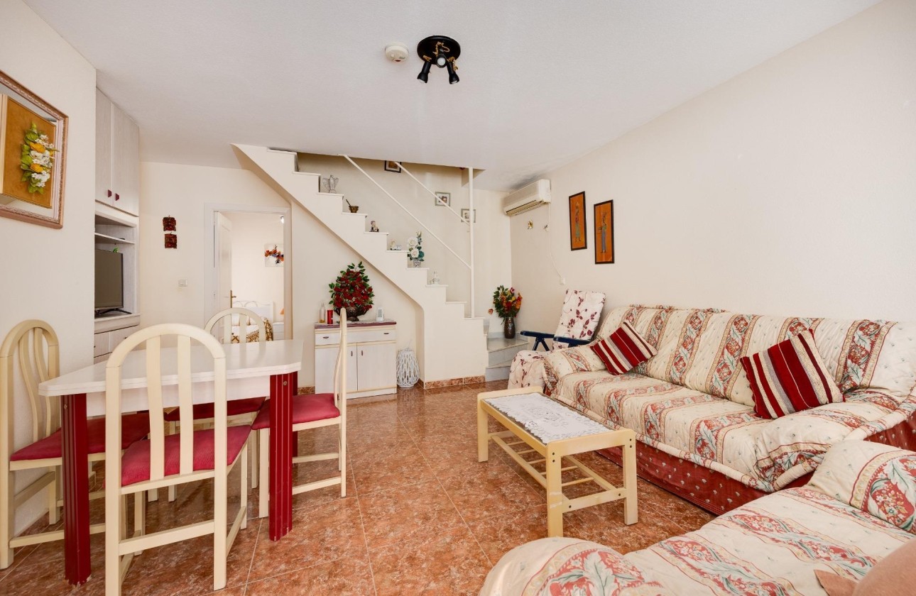 Sprzedaż - Willa wolnostojąca -
Torrevieja - El Limonar