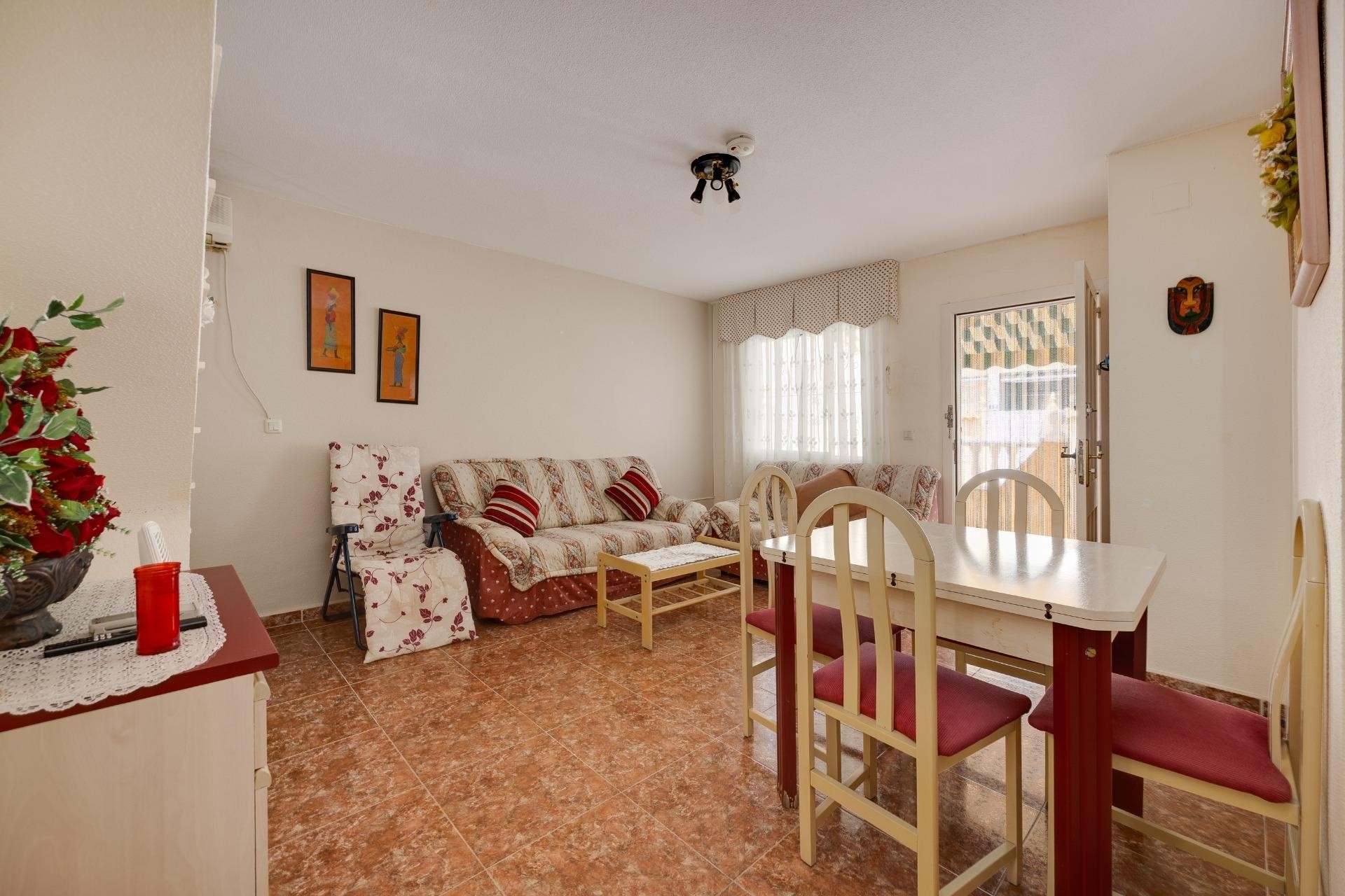 Sprzedaż - Willa wolnostojąca -
Torrevieja - El Limonar