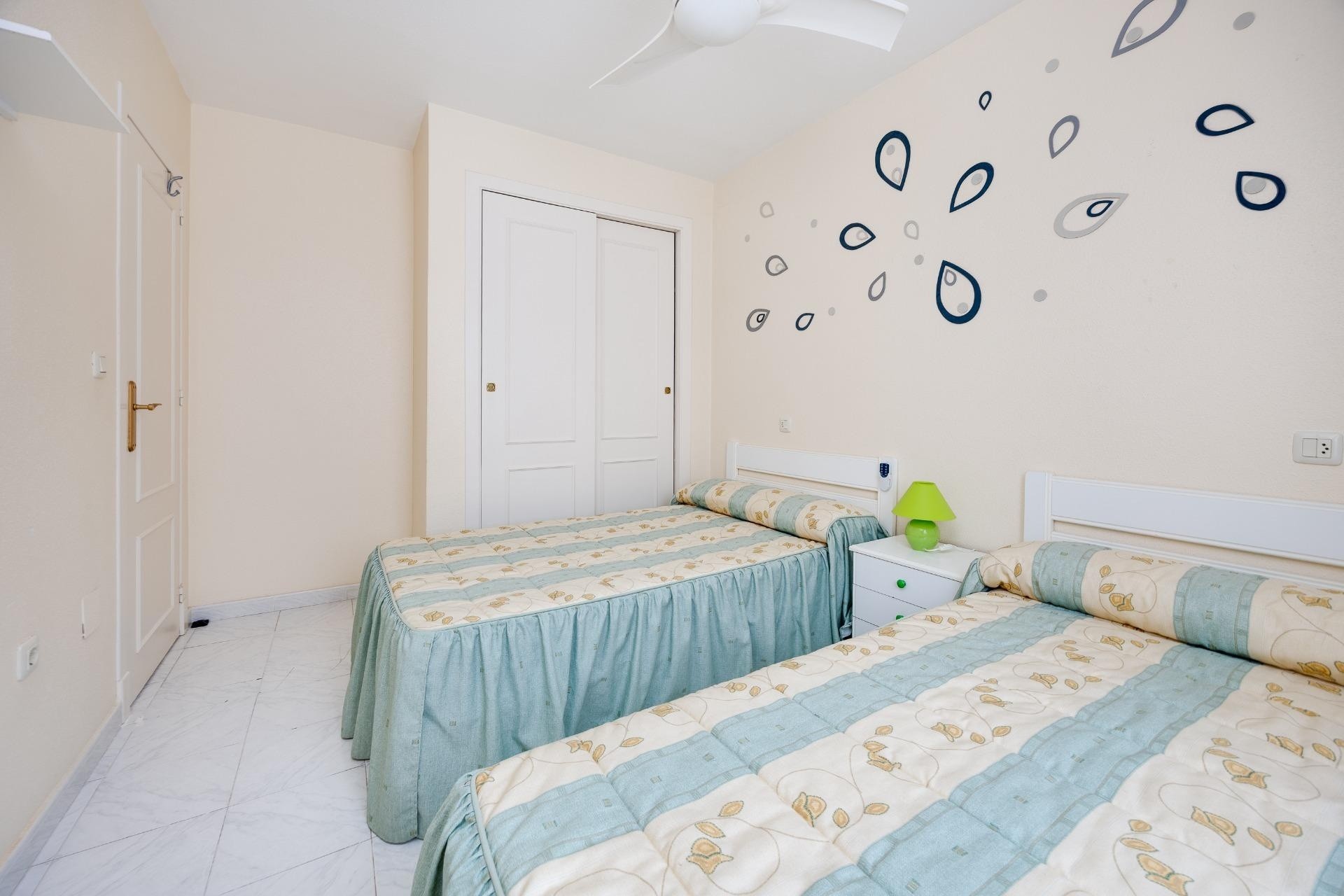 Sprzedaż - Willa wolnostojąca -
Torrevieja - El Limonar