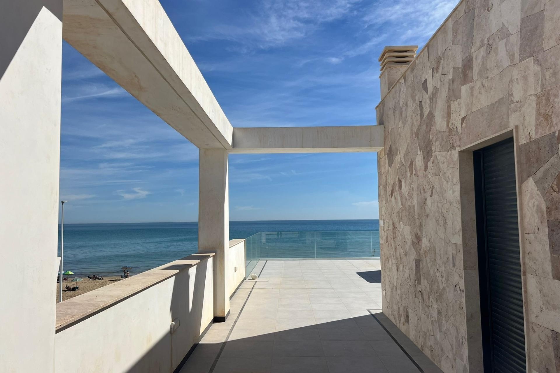 Sprzedaż - Willa wolnostojąca -
Torrevieja - La Mata