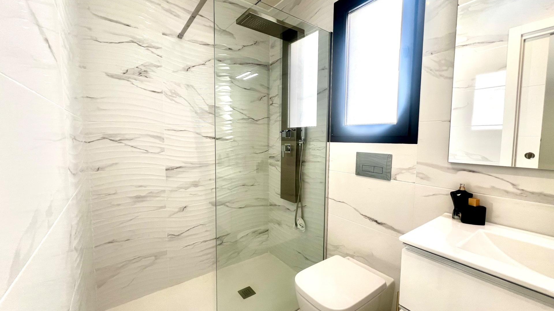 Sprzedaż - Willa wolnostojąca -
Torrevieja - La Siesta - El Salado - Torreta