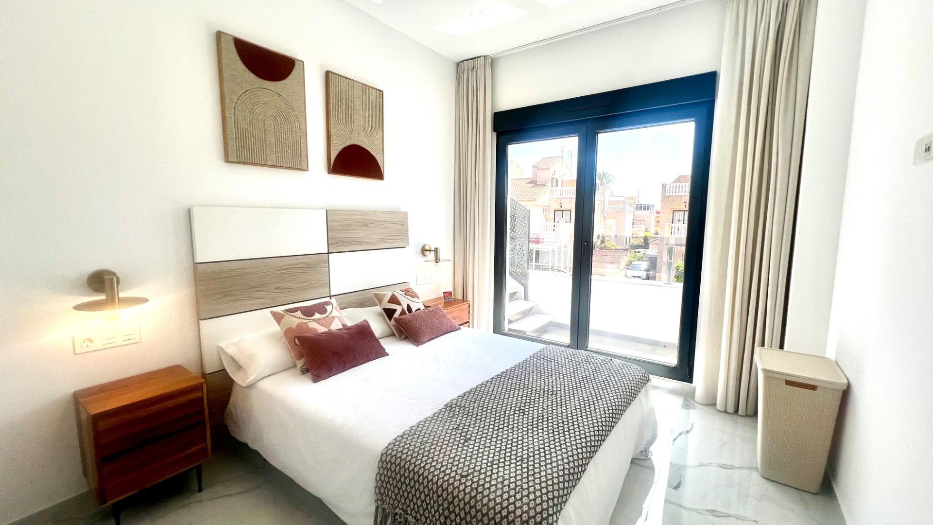 Sprzedaż - Willa wolnostojąca -
Torrevieja - La Siesta - El Salado - Torreta