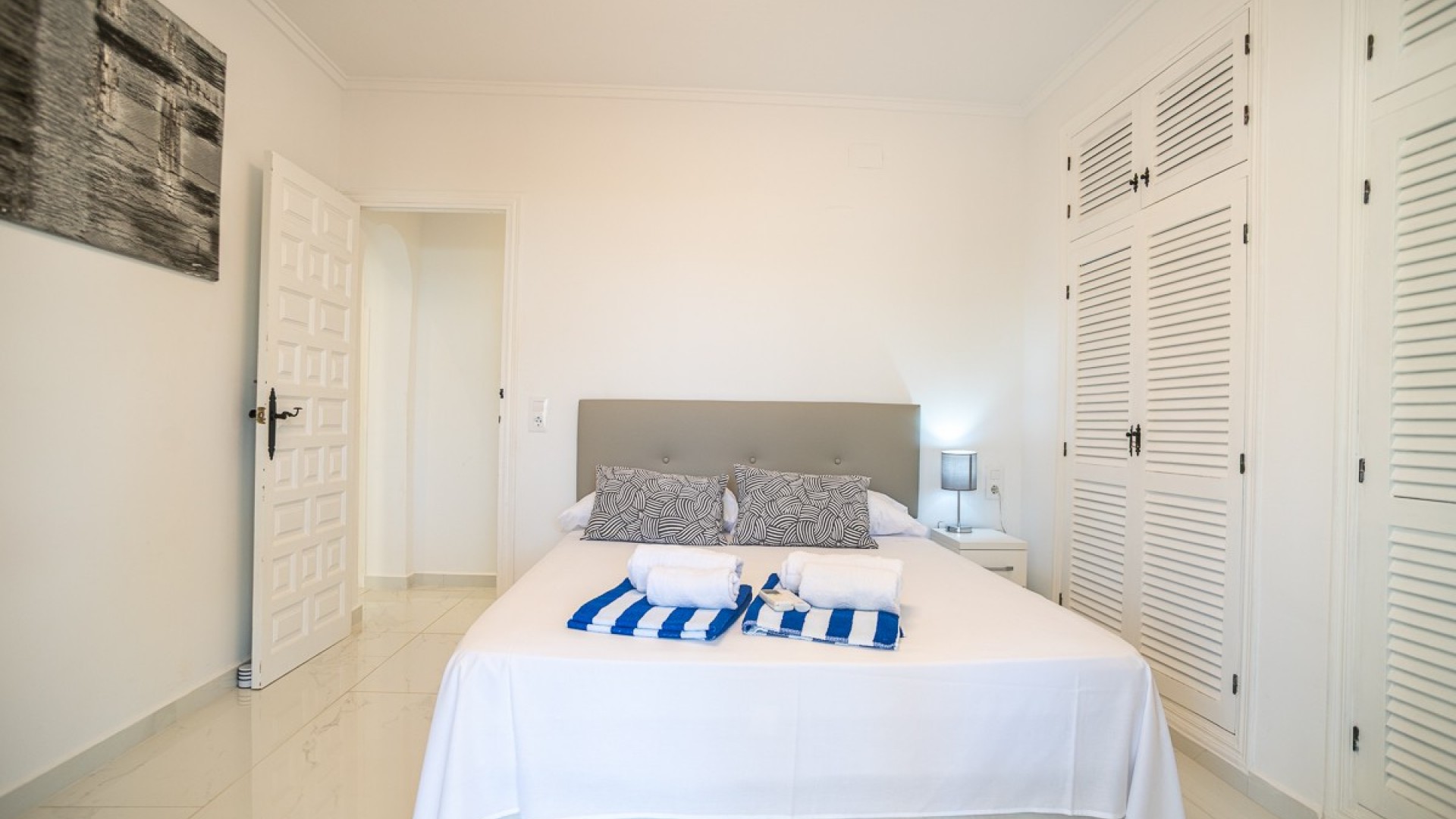 Sprzedaż - Willa wolnostojąca -
Torrevieja - La Siesta