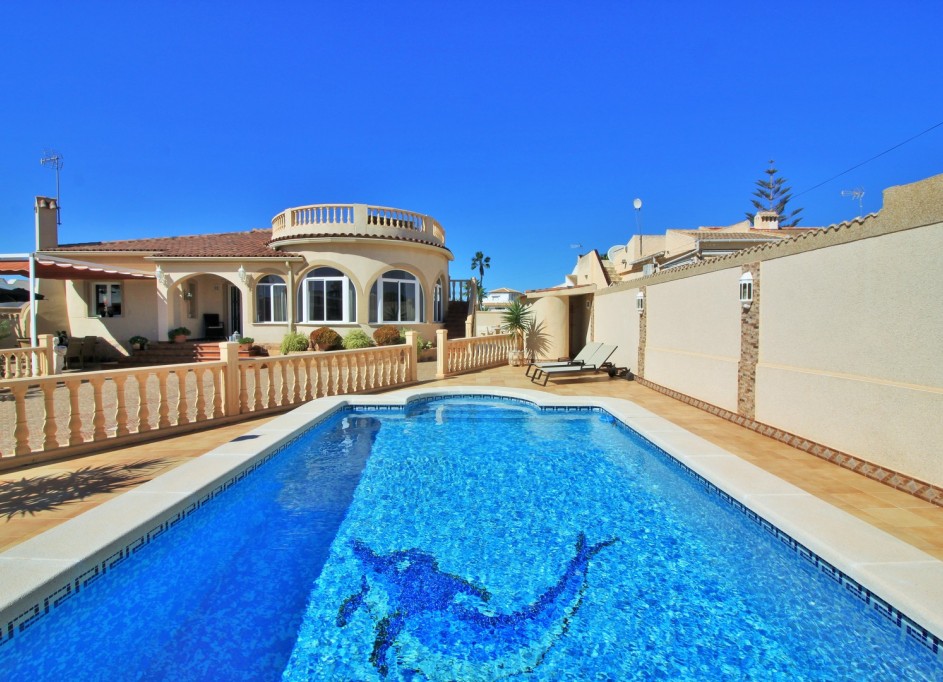 Sprzedaż - Willa wolnostojąca -
Torrevieja - La Siesta