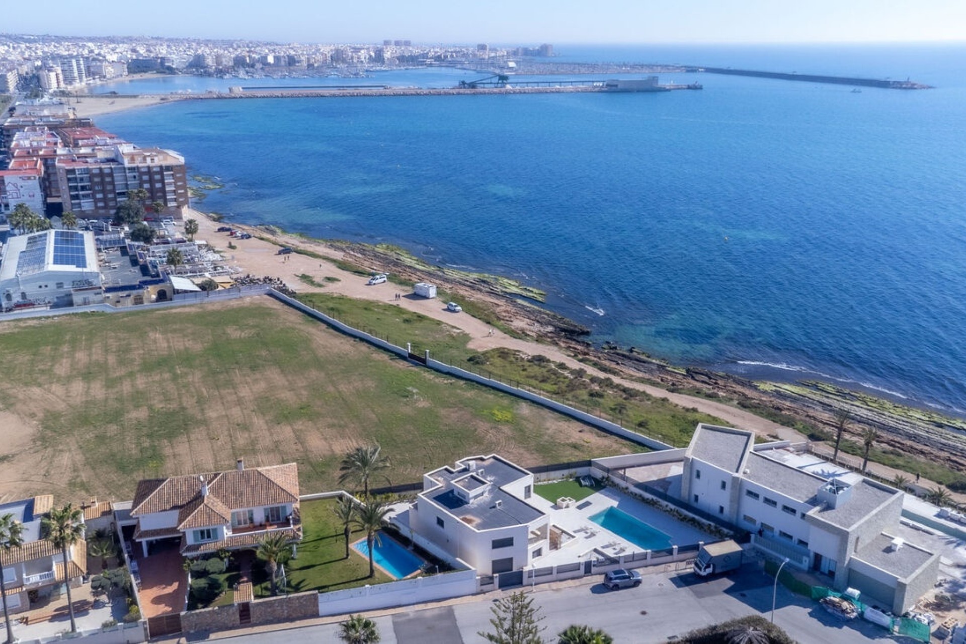 Sprzedaż - Willa wolnostojąca -
Torrevieja - La Valeta