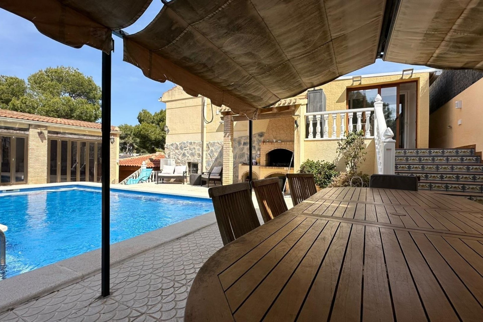 Sprzedaż - Willa wolnostojąca -
Torrevieja - Los Balcones