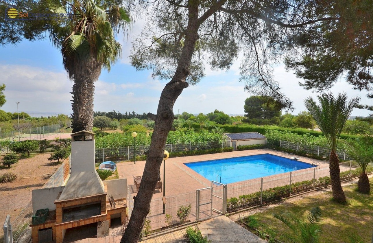 Sprzedaż - Willa wolnostojąca -
Torrevieja - Los Balcones