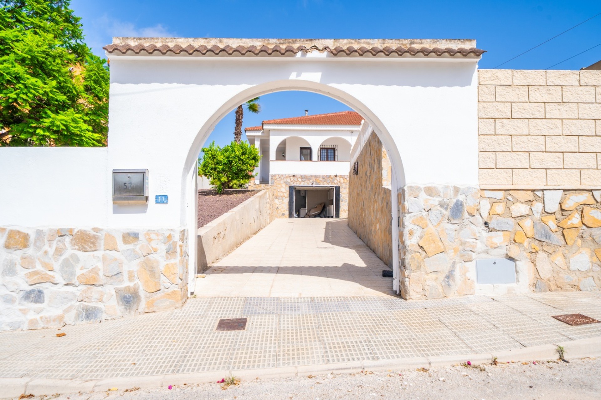 Sprzedaż - Willa wolnostojąca -
Torrevieja - Los Balcones